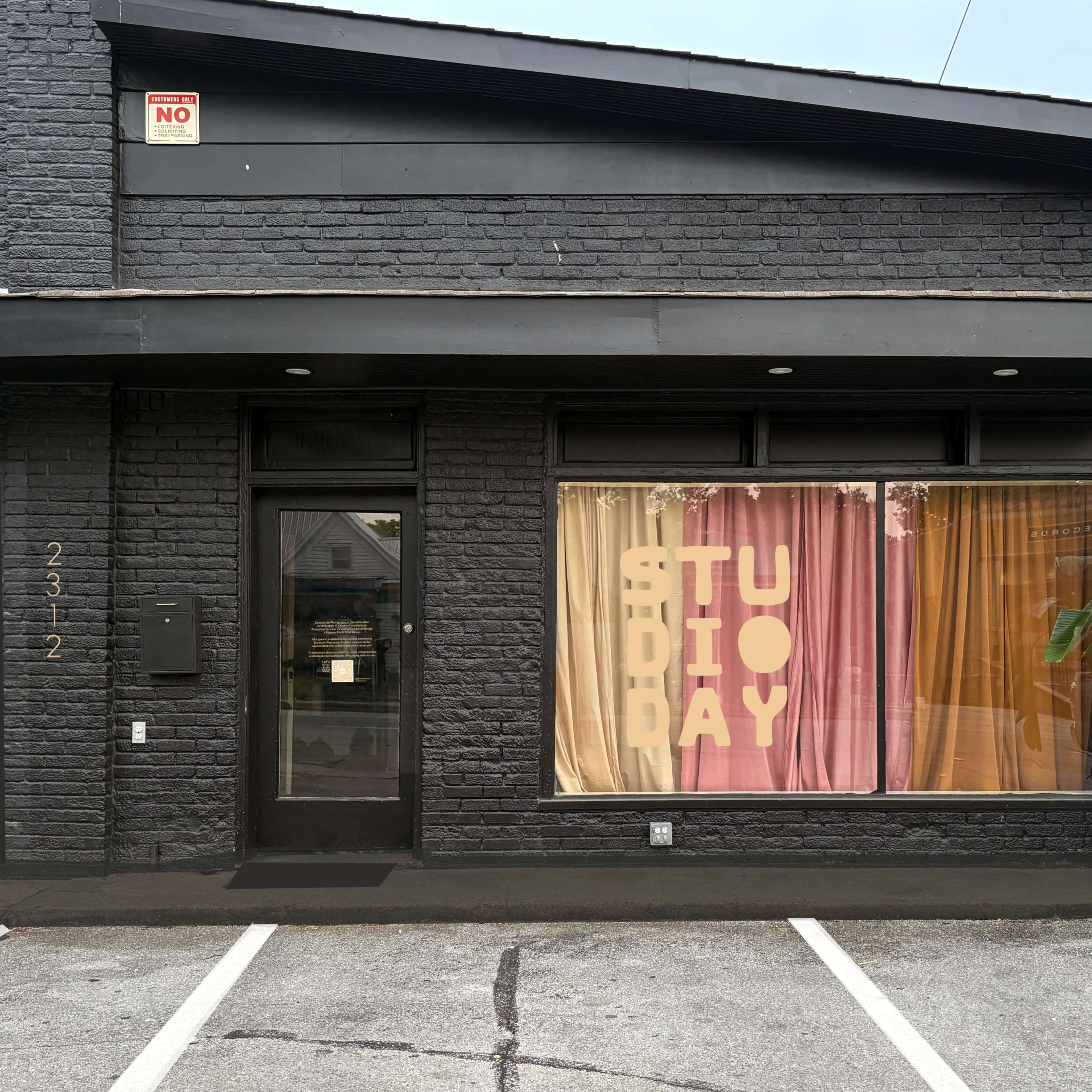 Studio DAY Image in Chattanooga, Chattanooga, TN