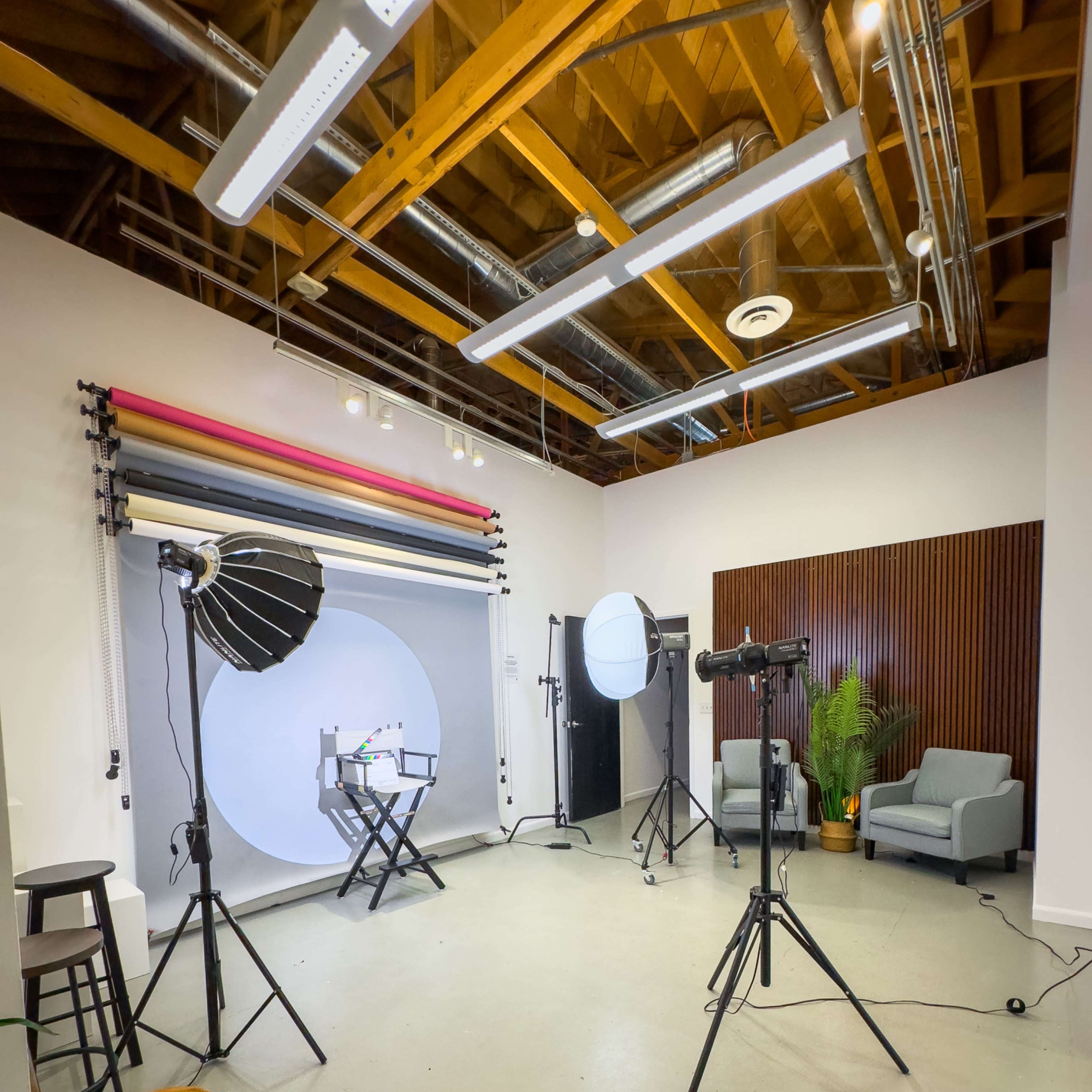 Well-equipped and Affordable Photography Studio Image in Downtown, Fresno, CA