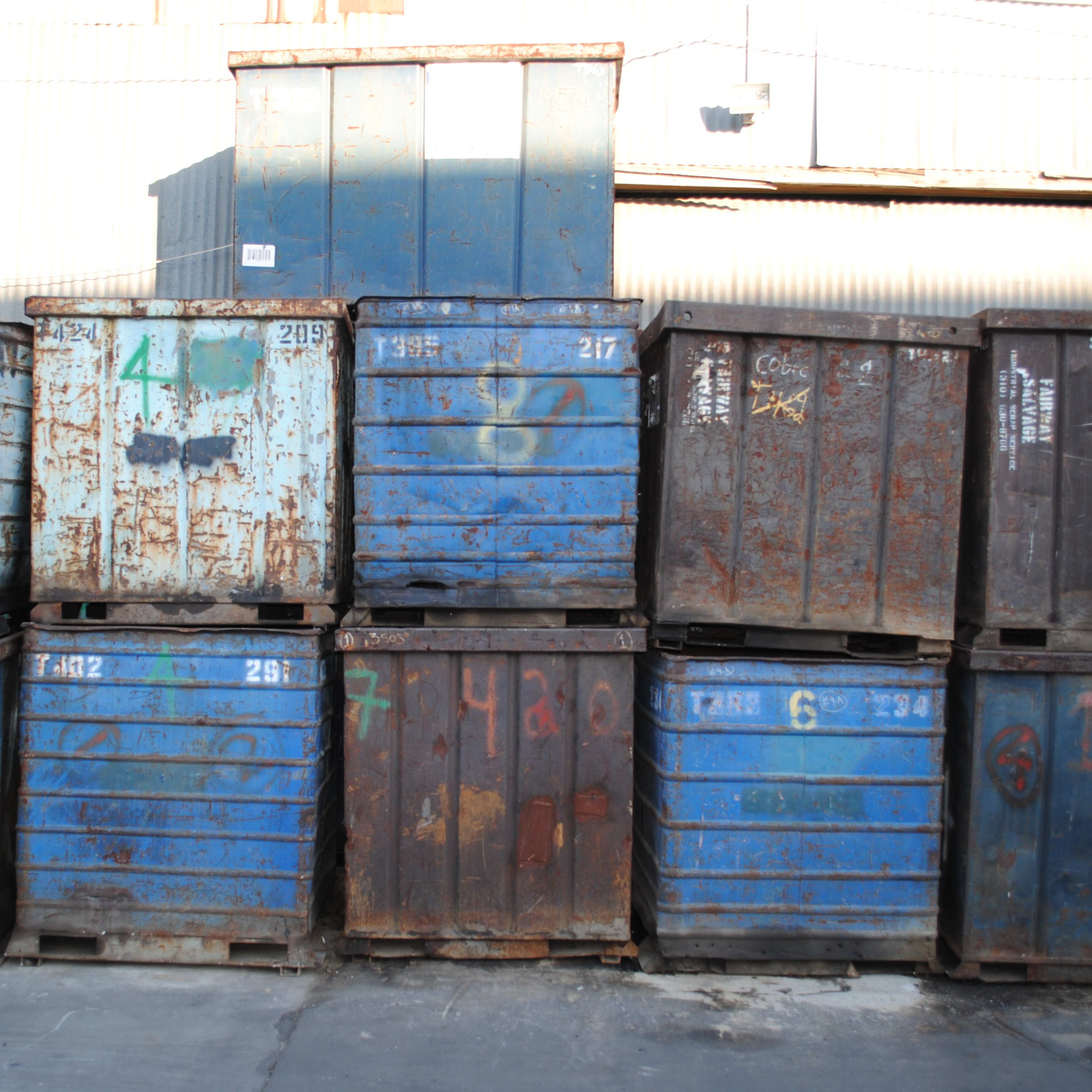 Rustic Alley Warehouse Location Image in South Los Angeles, Los Angeles, CA