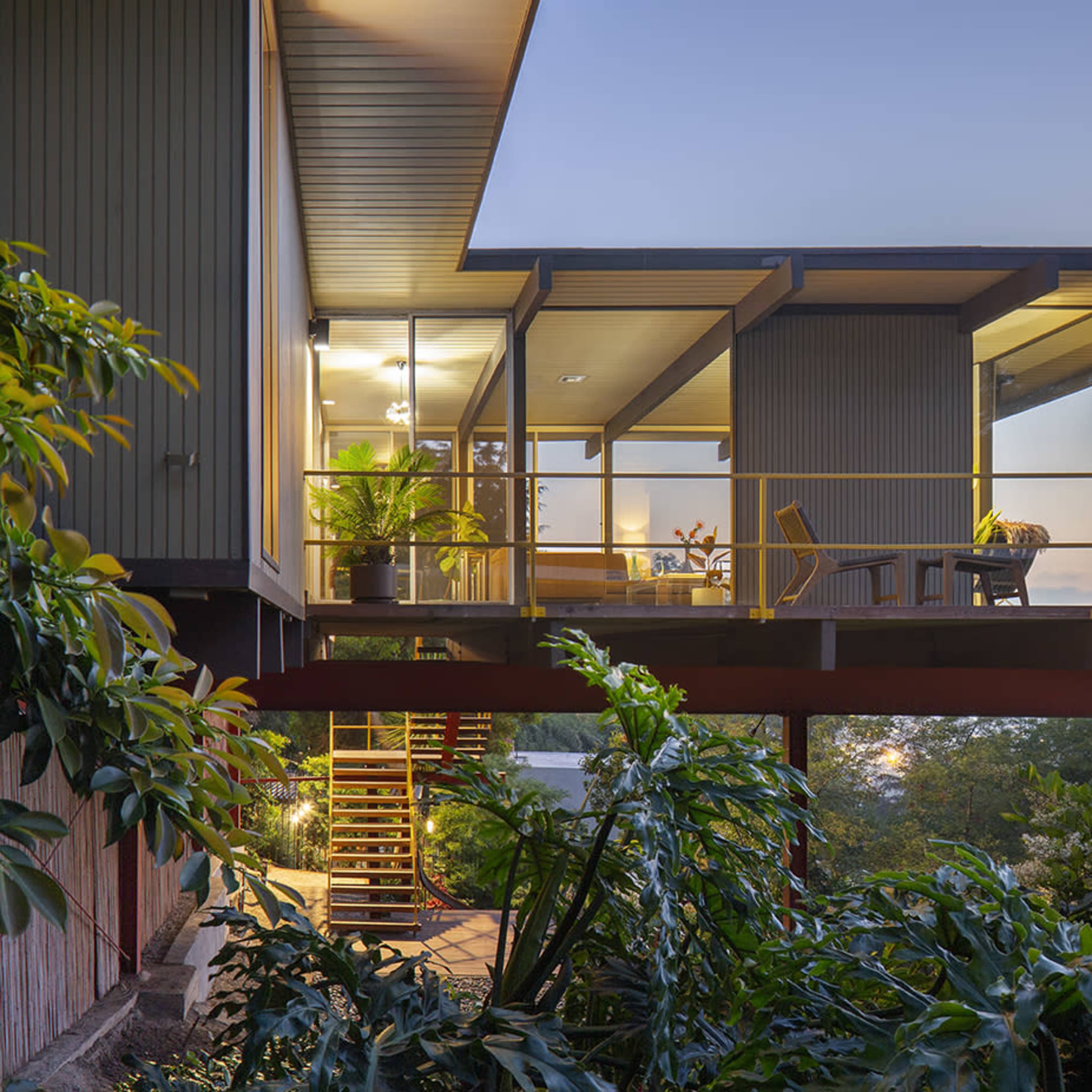 Midcentury Jewel Box with Jetliner Views Image in Silver Lake, Los Angeles, CA