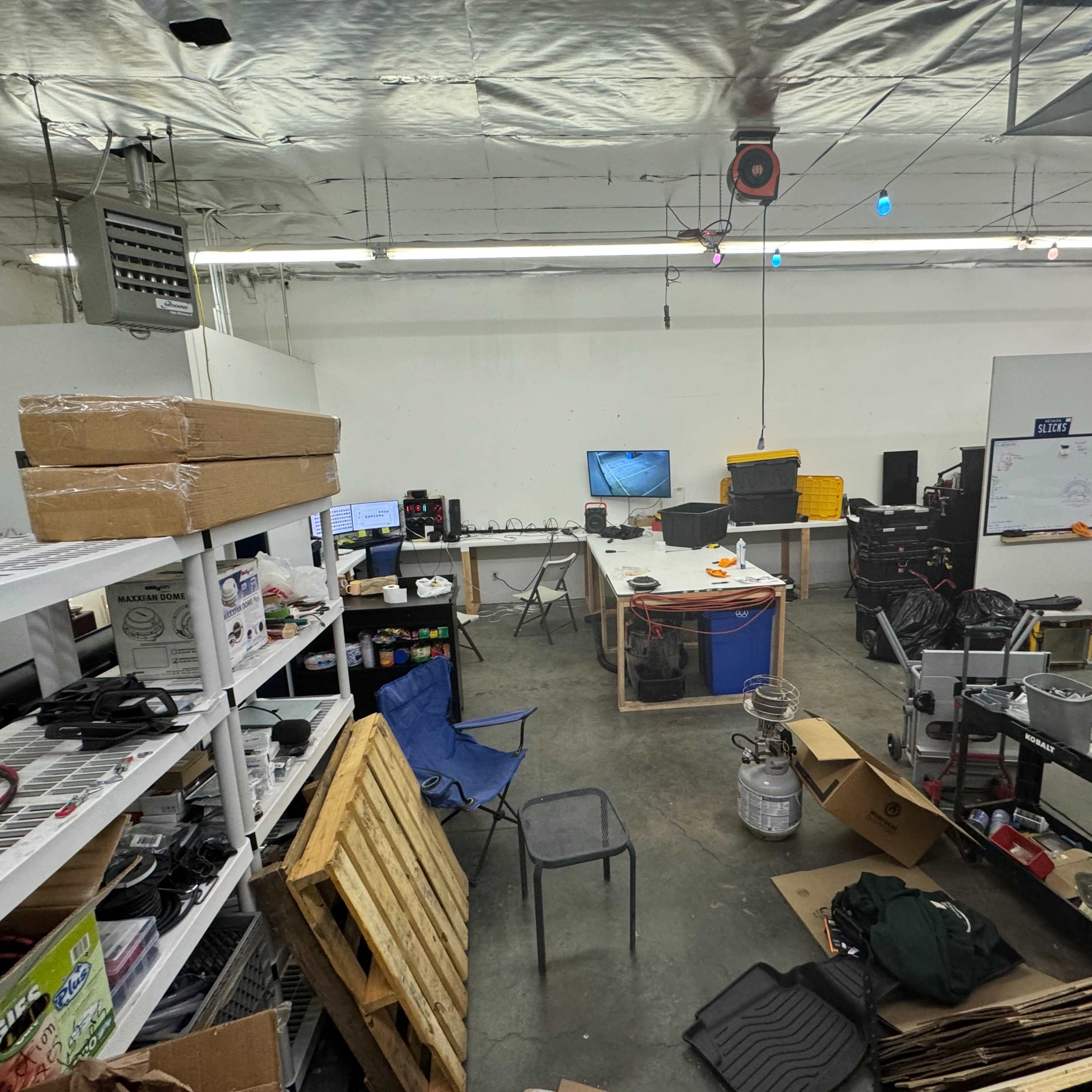 Downtown Warehouse Shop Image in Charleston, Las Vegas, NV