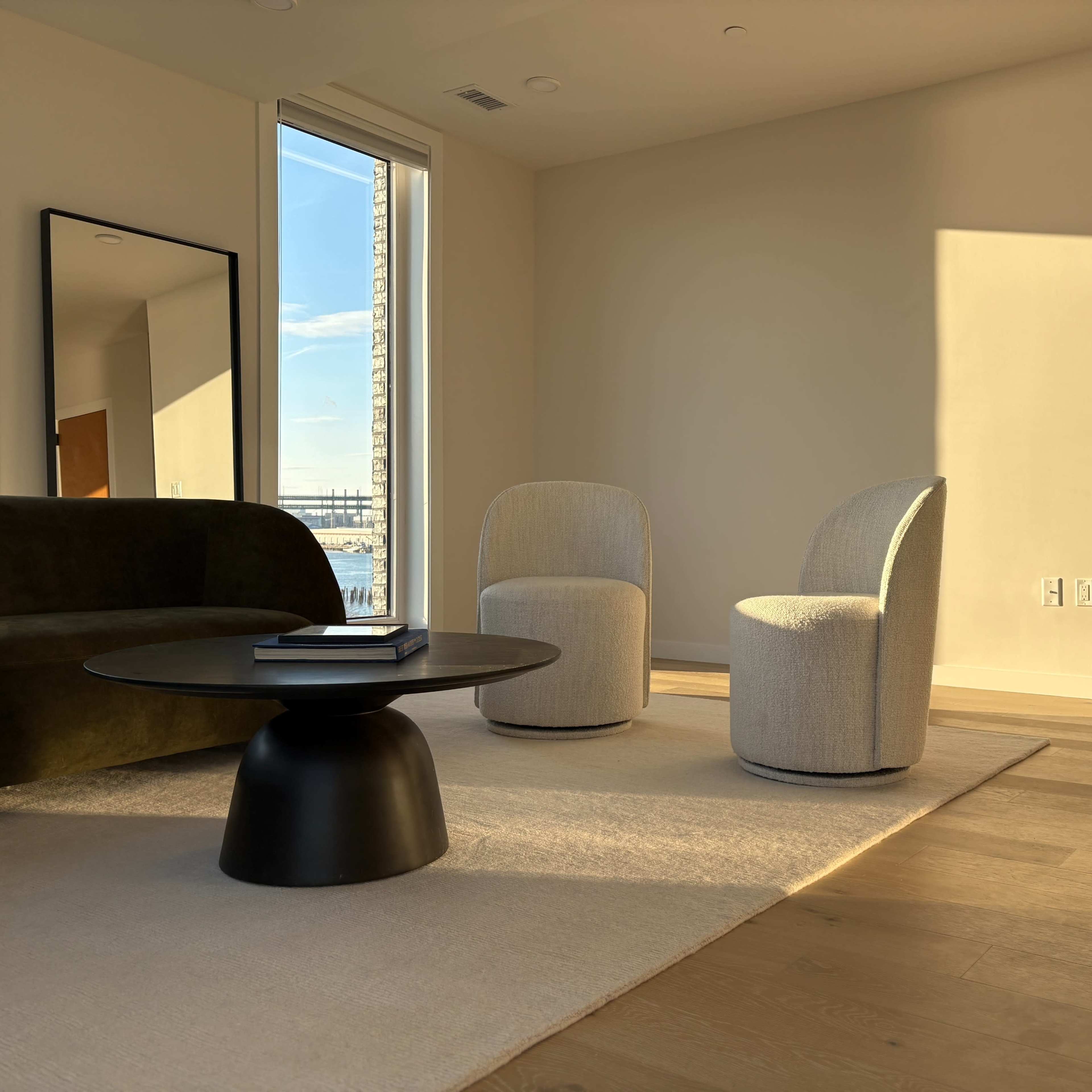 Bright and Modern Incredible Daylight Boutique Lifestyle Photo Studio with Luxury Kitchen and Bathrooms Image in East Boston, Boston, MA