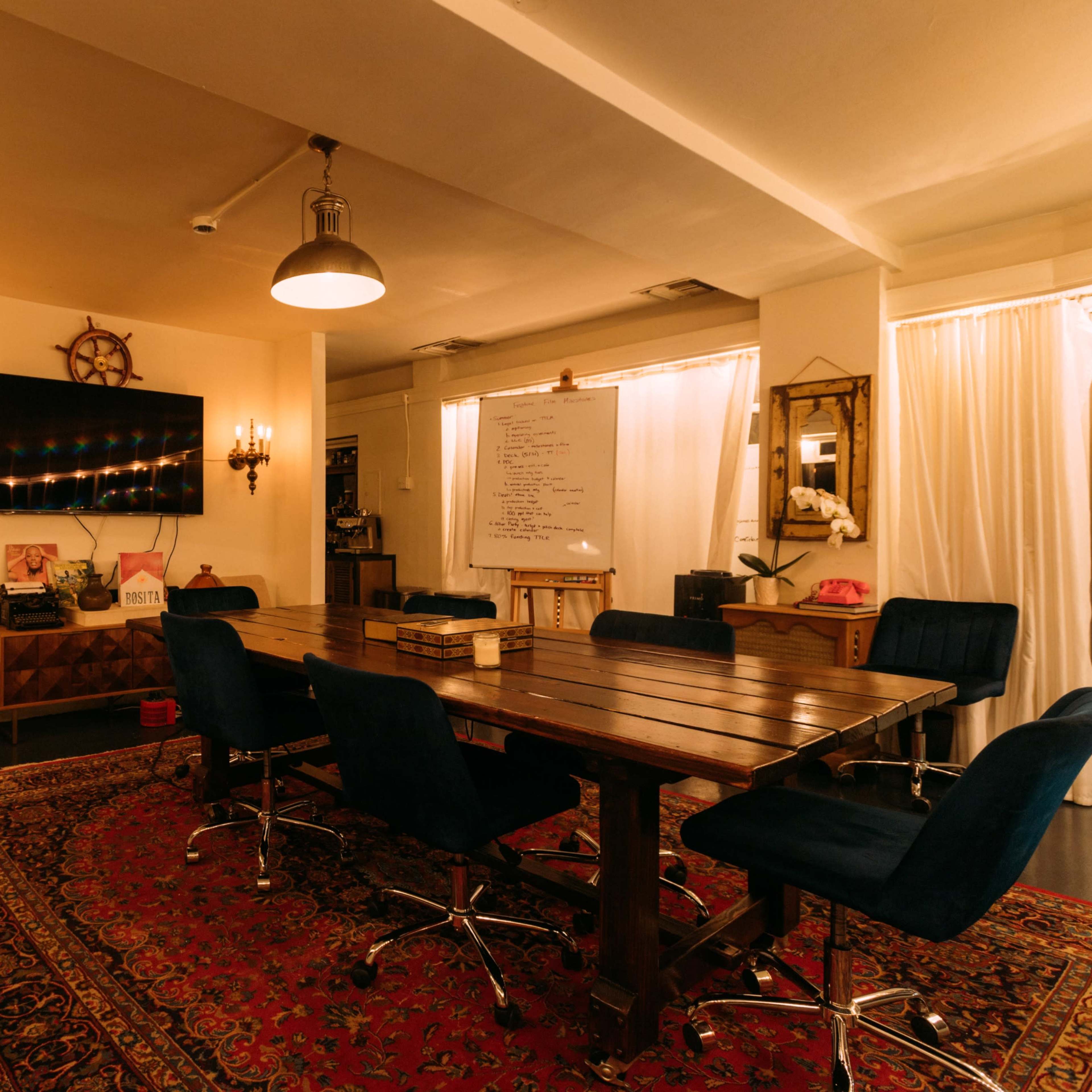 ICONIC CROSSROADS OF THE WORLD ARTISTIC OFFICE SPACE WITH THE ROOFTOP Image in Hollywood, Los Angeles, CA