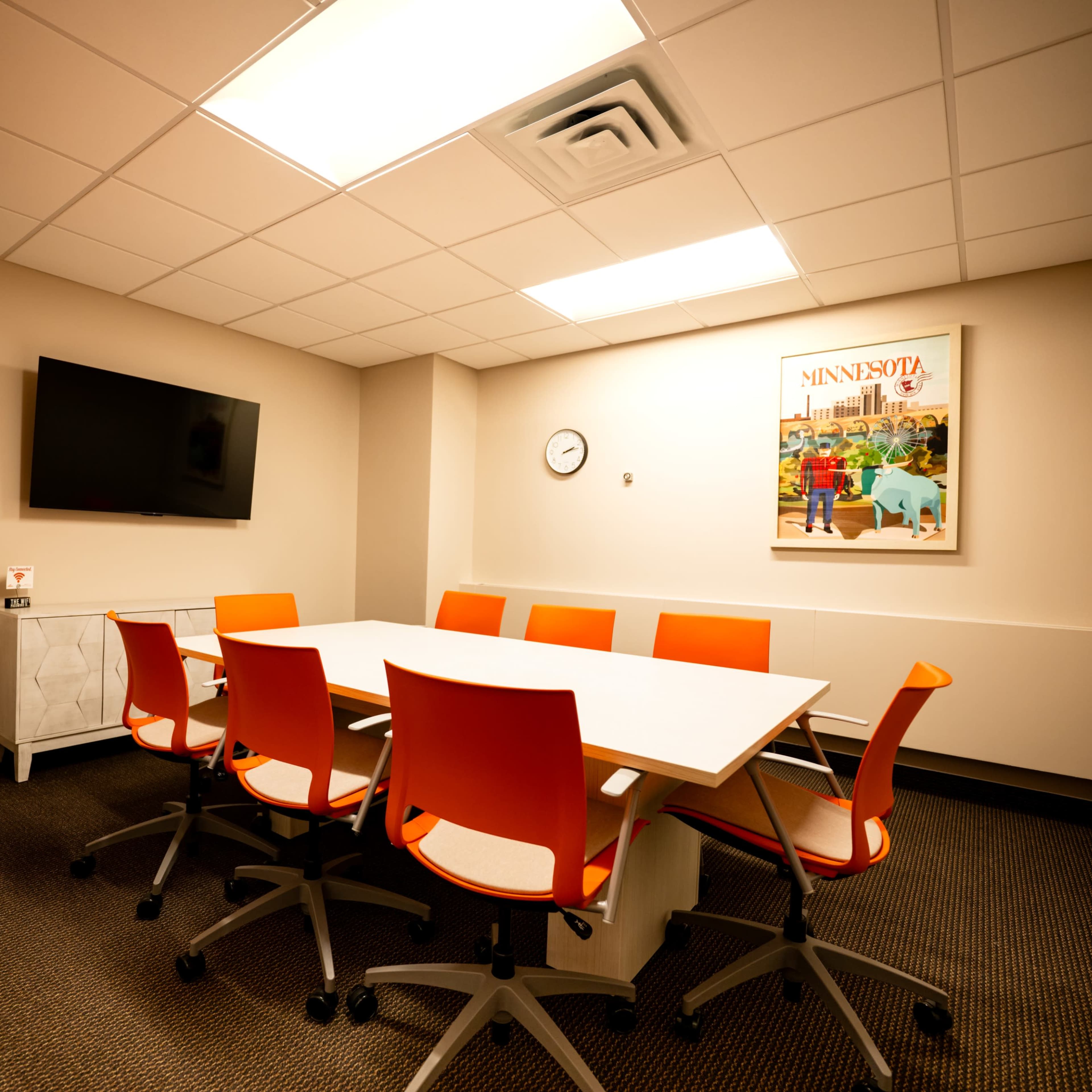 Modern - Professional - Meeting Space  - Edina - MN Image in Golf Terrace Heights, Edina, MN