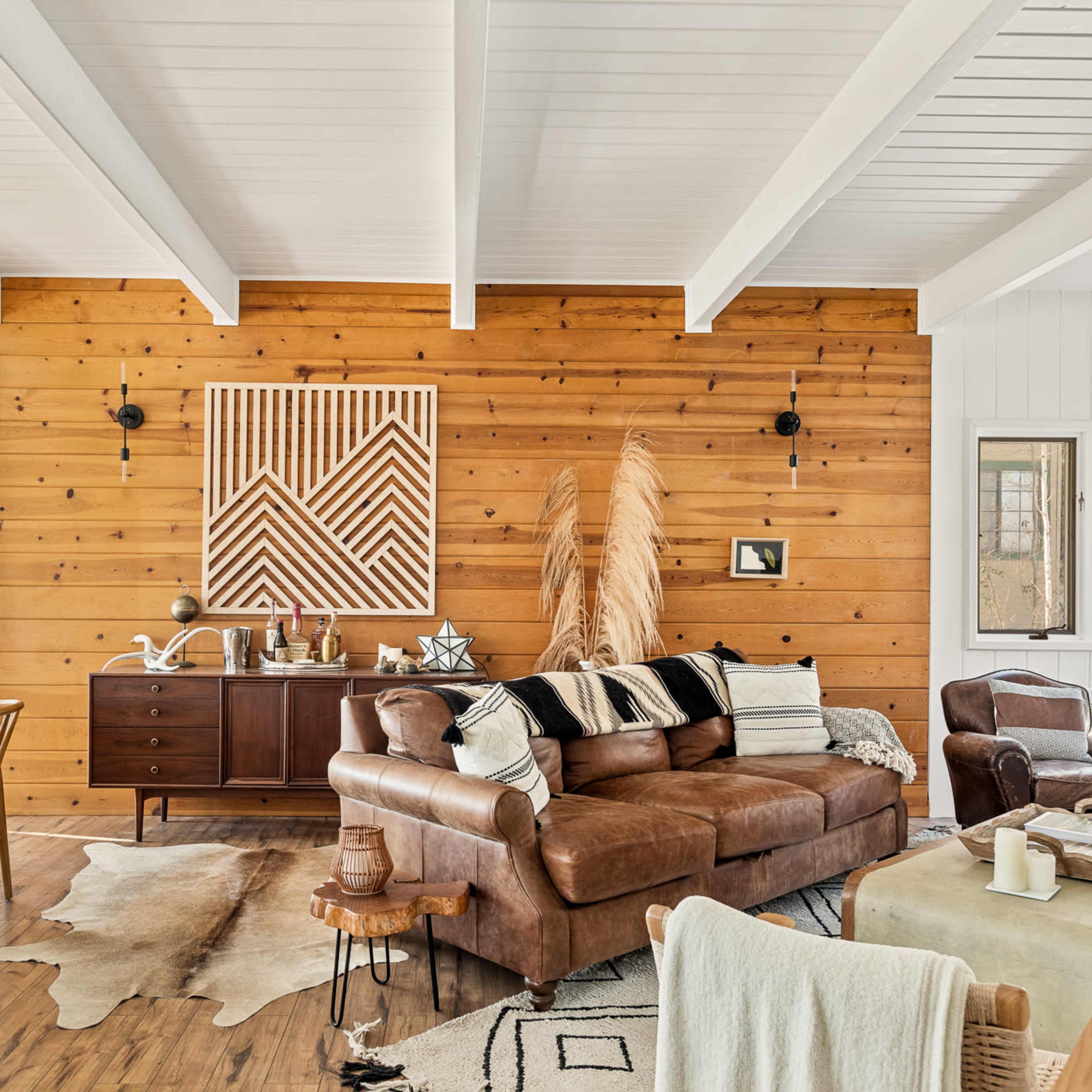 Rustic Modern Designer Mountain Retreat with Gameroom and Hot Tub Image in Lake Arrowhead, Lake Arrowhead, CA