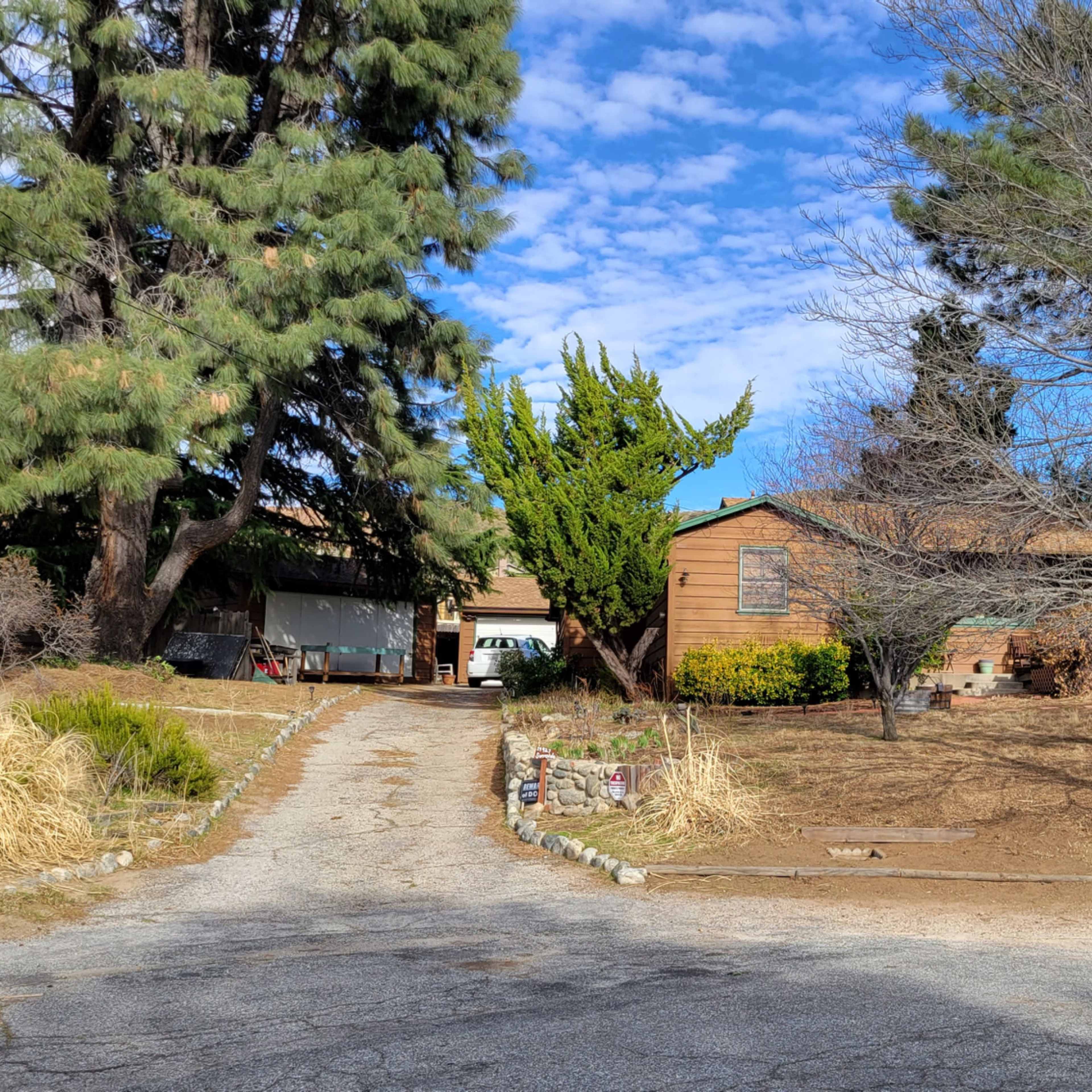 Cabin near the lake Image in Elizabeth Lake, Lake Hughes, CA