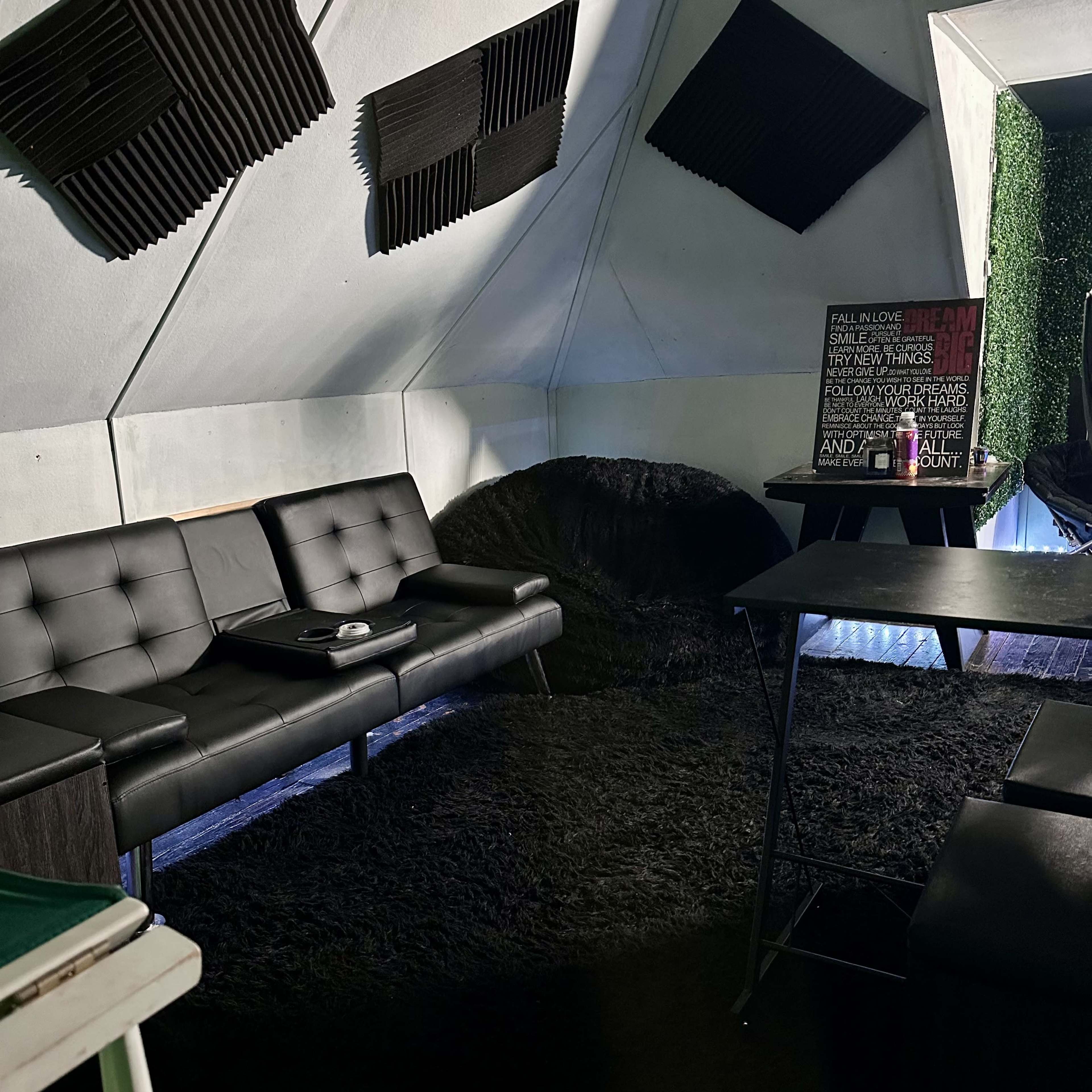 M.O.N.S.T.A.R.S. Media Room Image in Glenville, Cleveland, OH