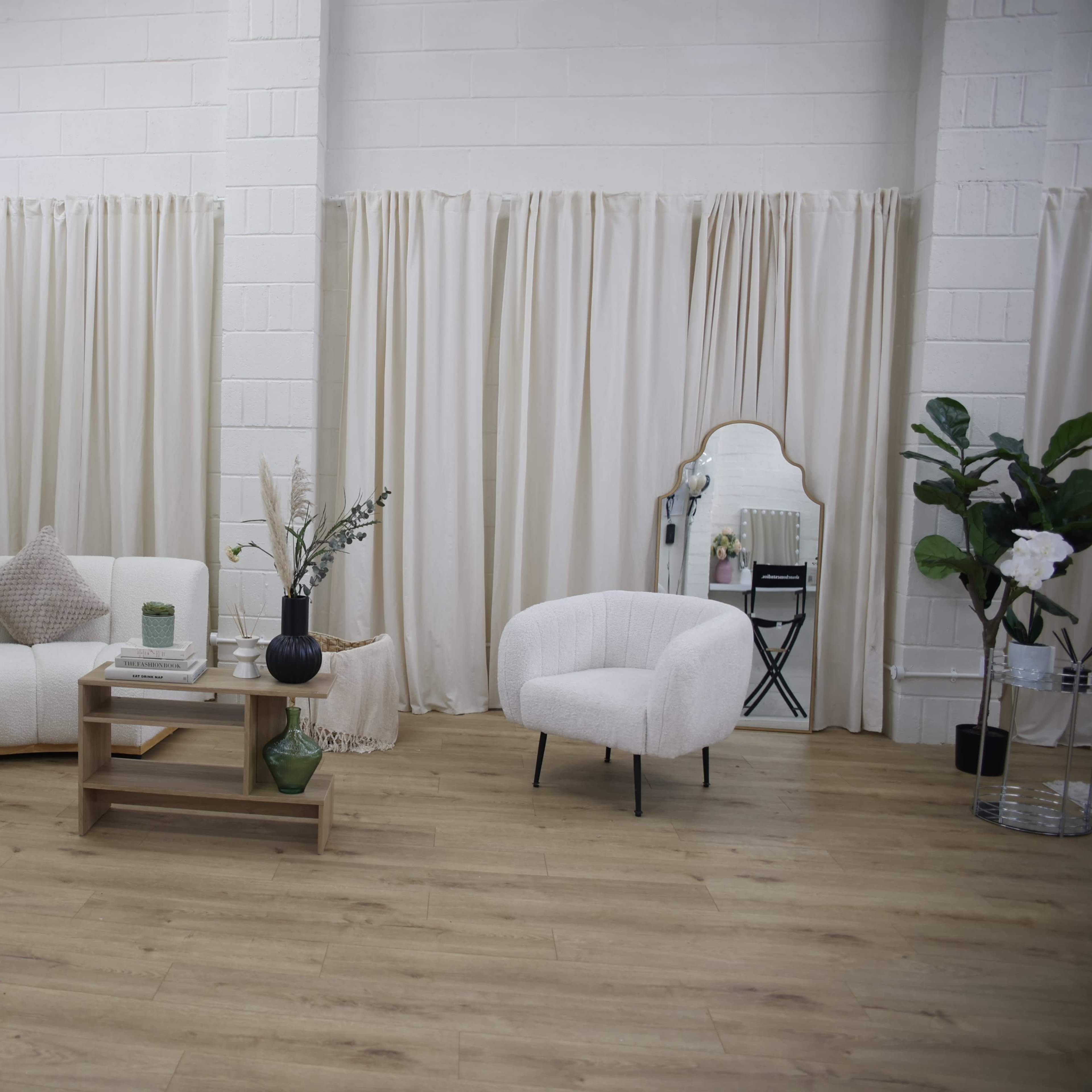 Multi-Backdrop Studio Image in Epping, Epping, England