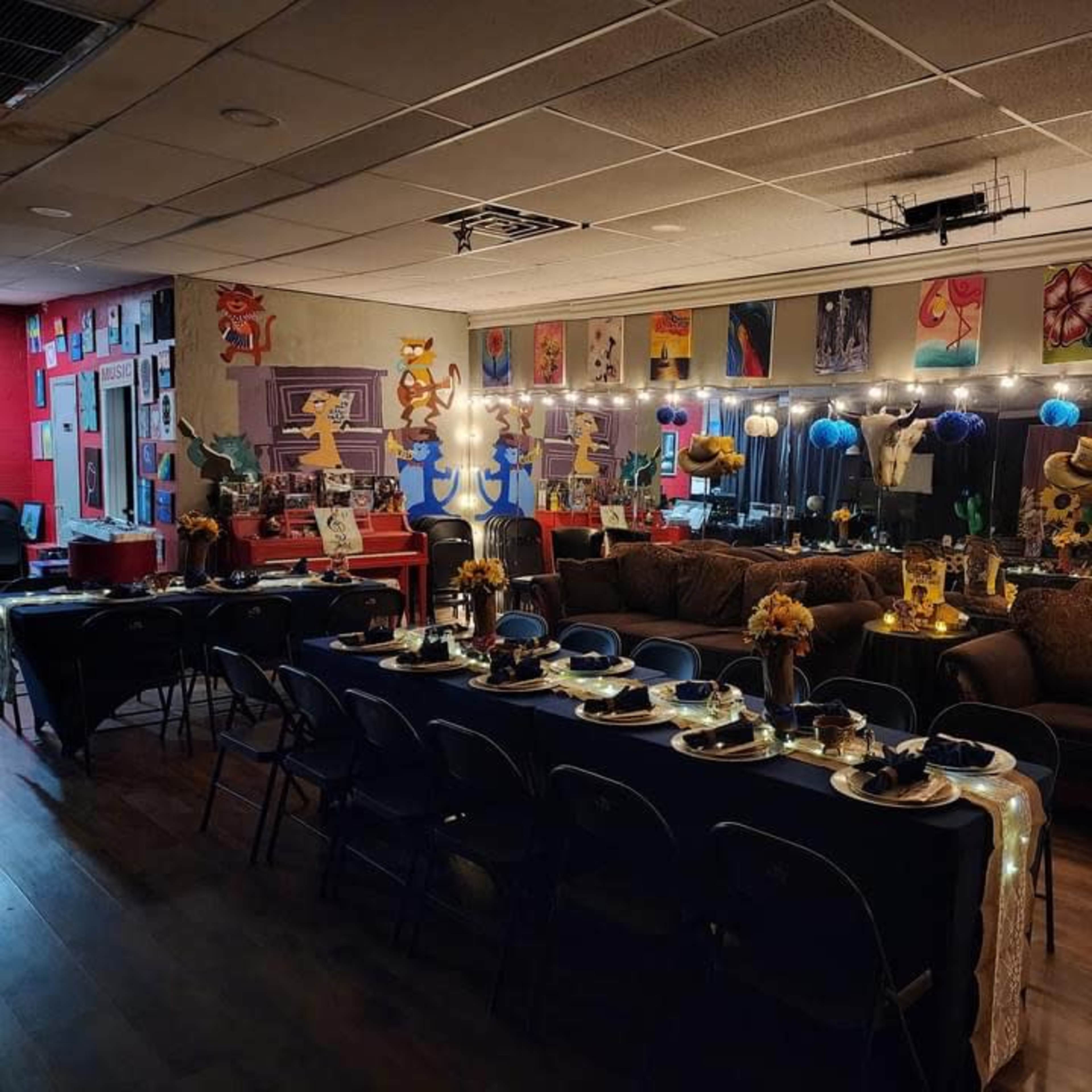 a Versatile Performing Arts and Studio Space Image in Tolleson, Tolleson, AZ