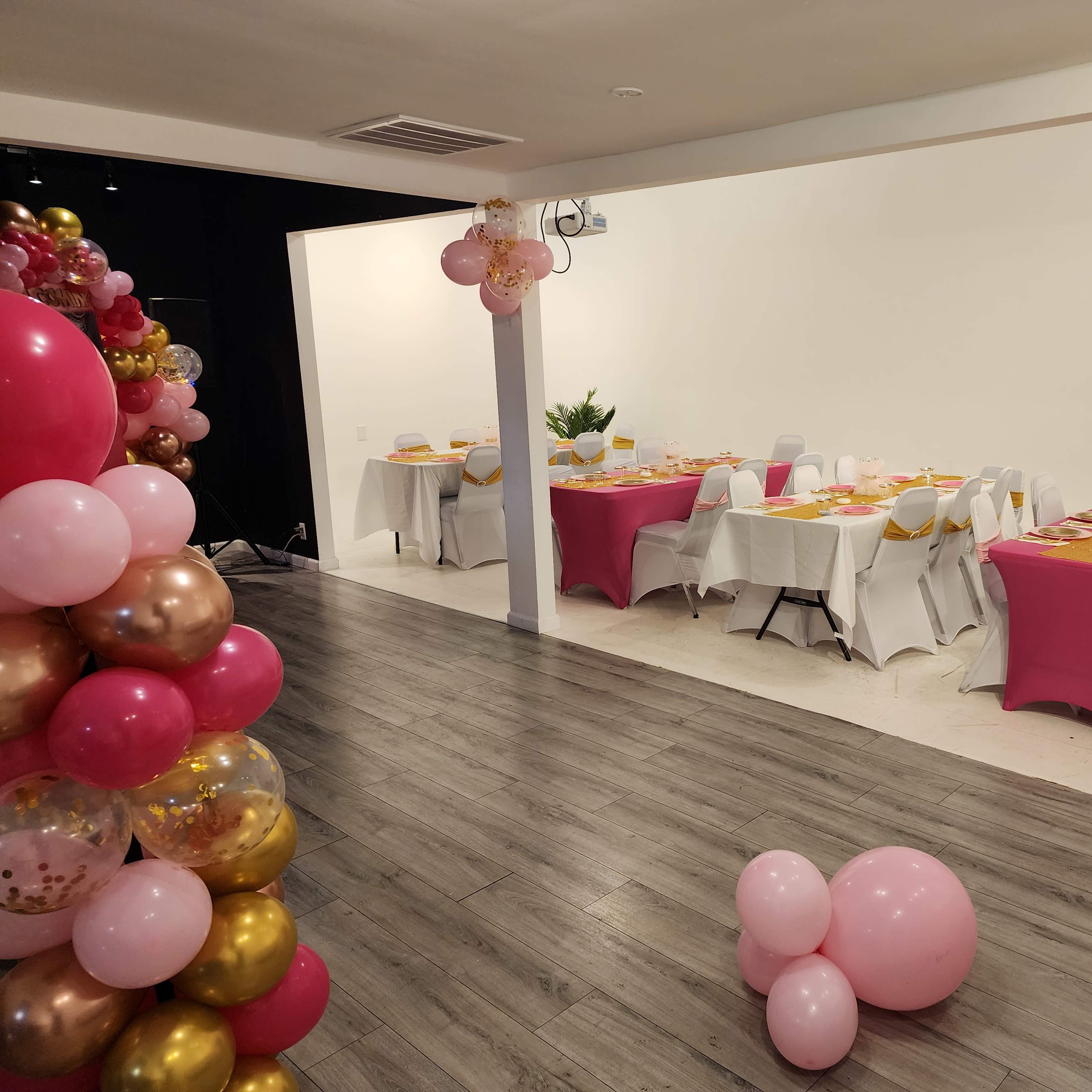 Photo, Video Studio, and Small event space with CYC Wall Image in Penn Hills Township, Penn Hills, PA