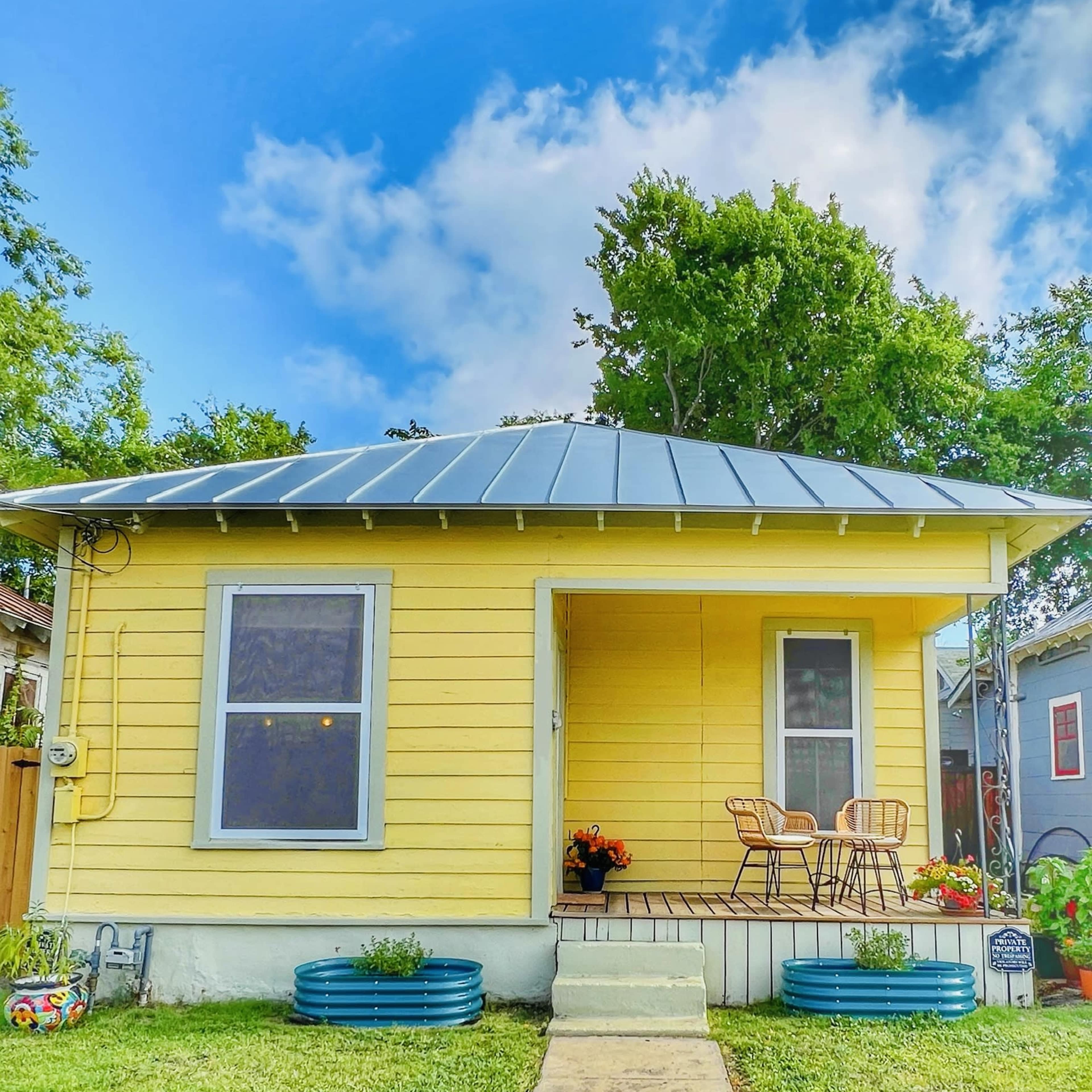 Historic Charm Meets Modern Inspiration: Your Creative Space in the Heart of San Antonio Image in Dignowity Hill, San Antonio, TX
