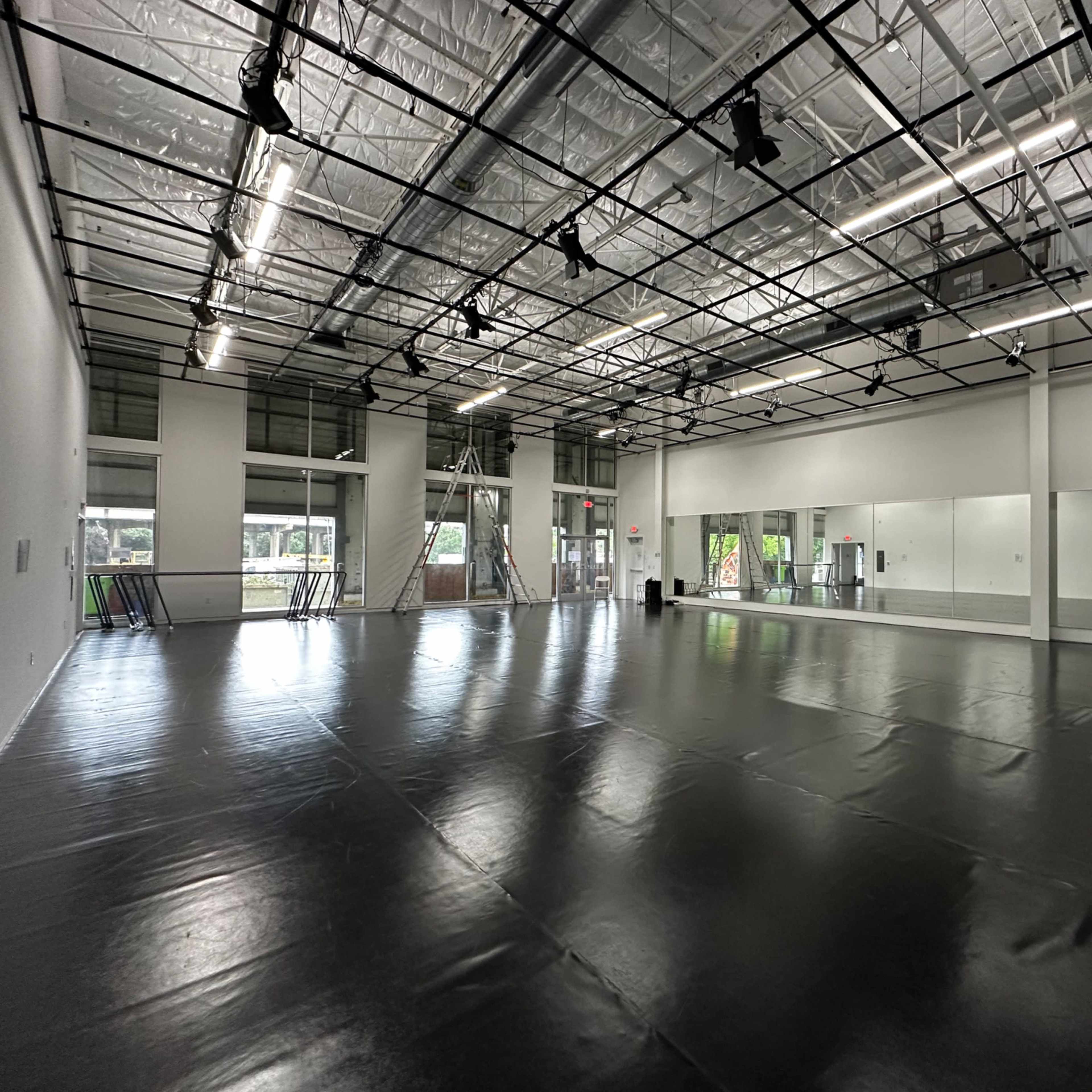 East Side Performing Arts Image in Govalle, Austin, TX