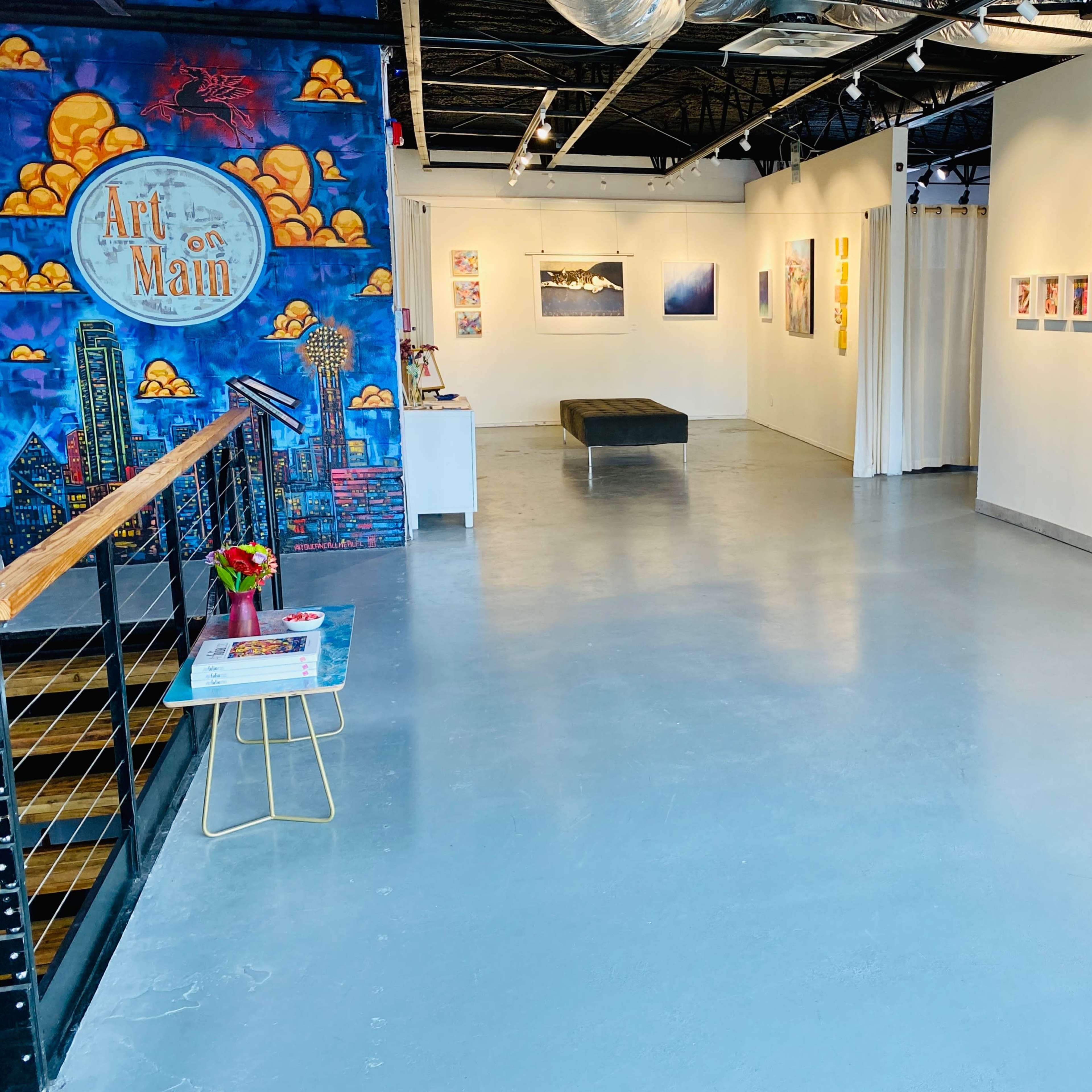 Light-Filled East Dallas Gallery Space with Downtown Views for productions/photo shoots Image in Old East Dallas, Dallas, TX