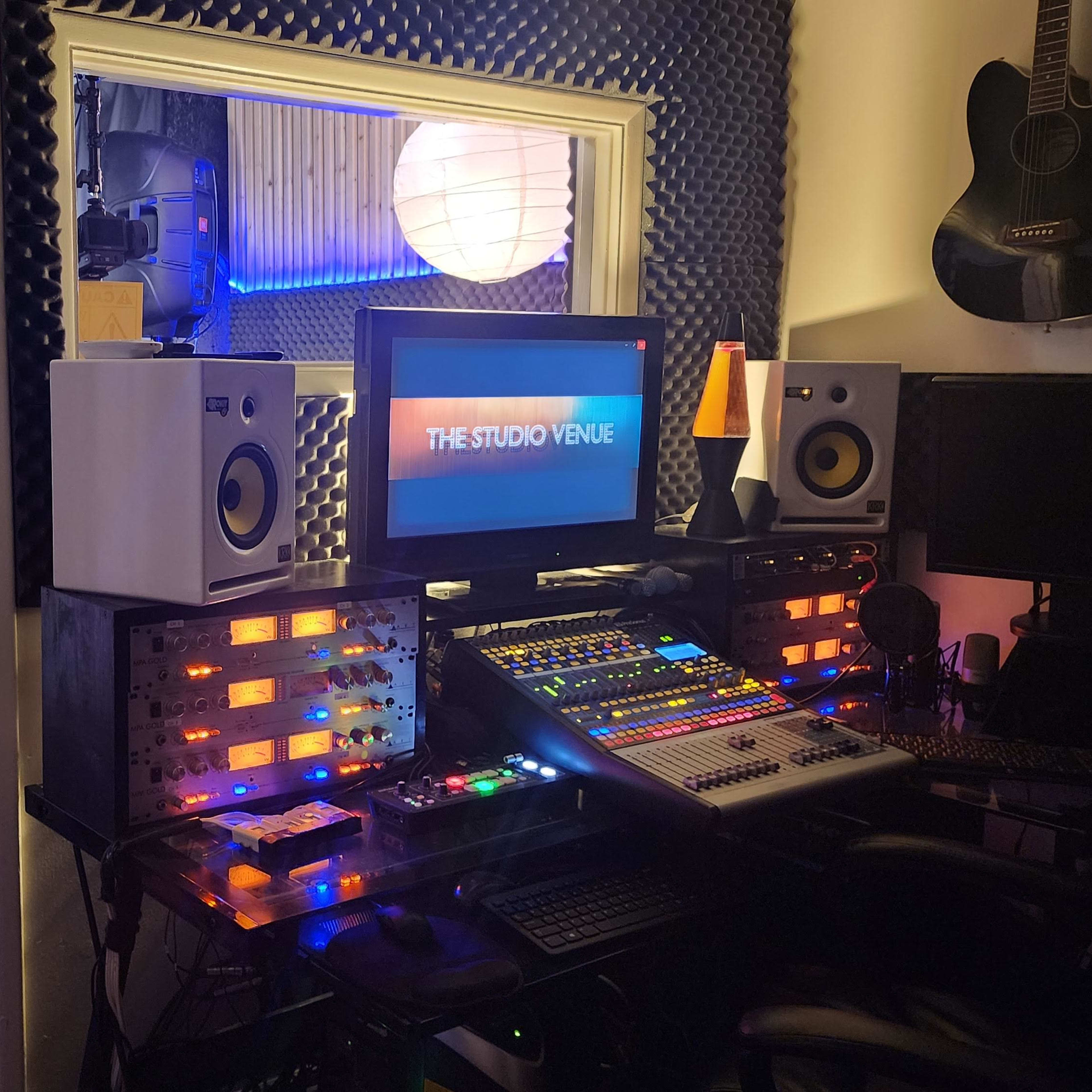 Burbank Recording Studio - Podcast - Voiceover - Music Image in , Burbank, CA