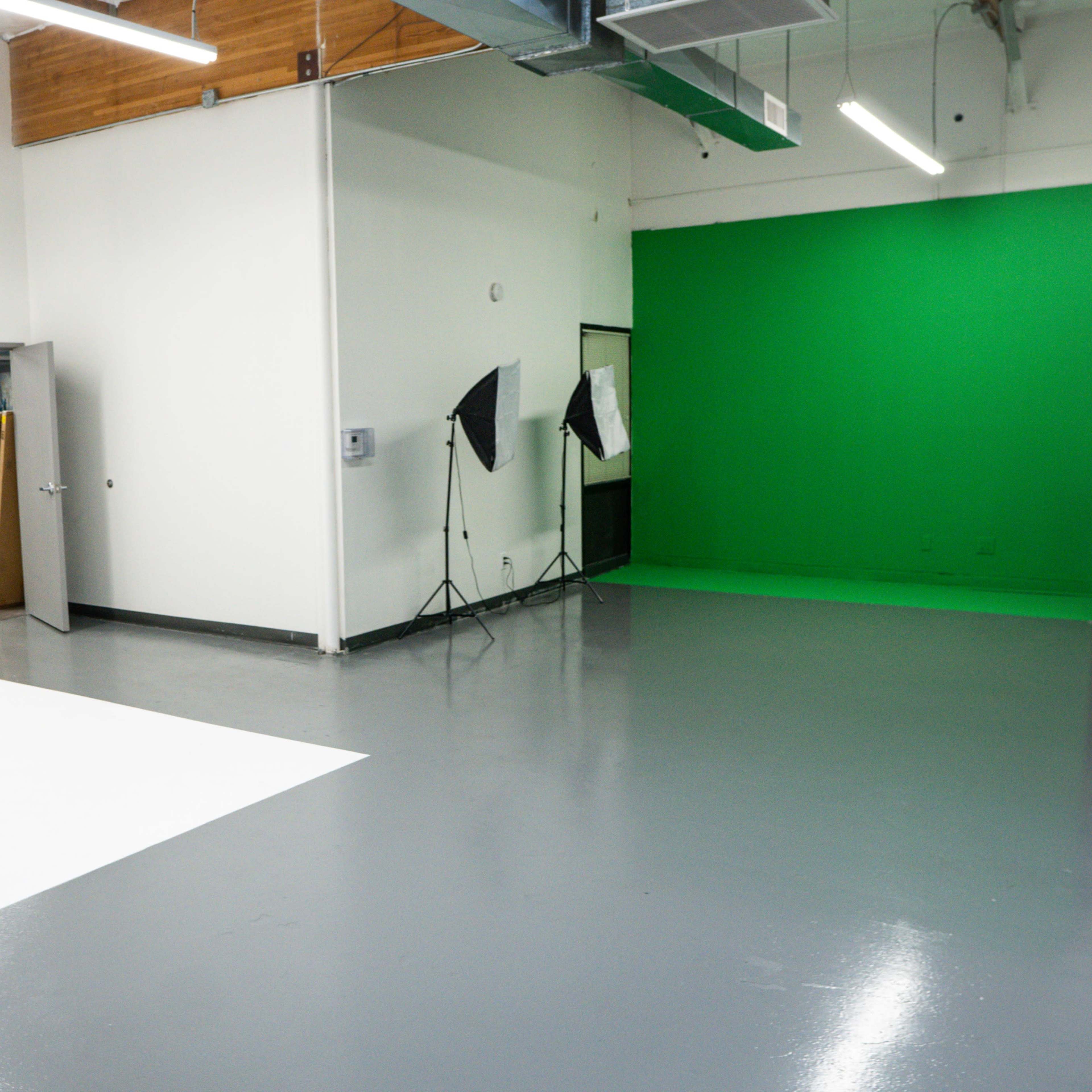 Photo & Video Production Studio with Cyc Wall & Green Screen Image in North Mountain Village, Phoenix, AZ