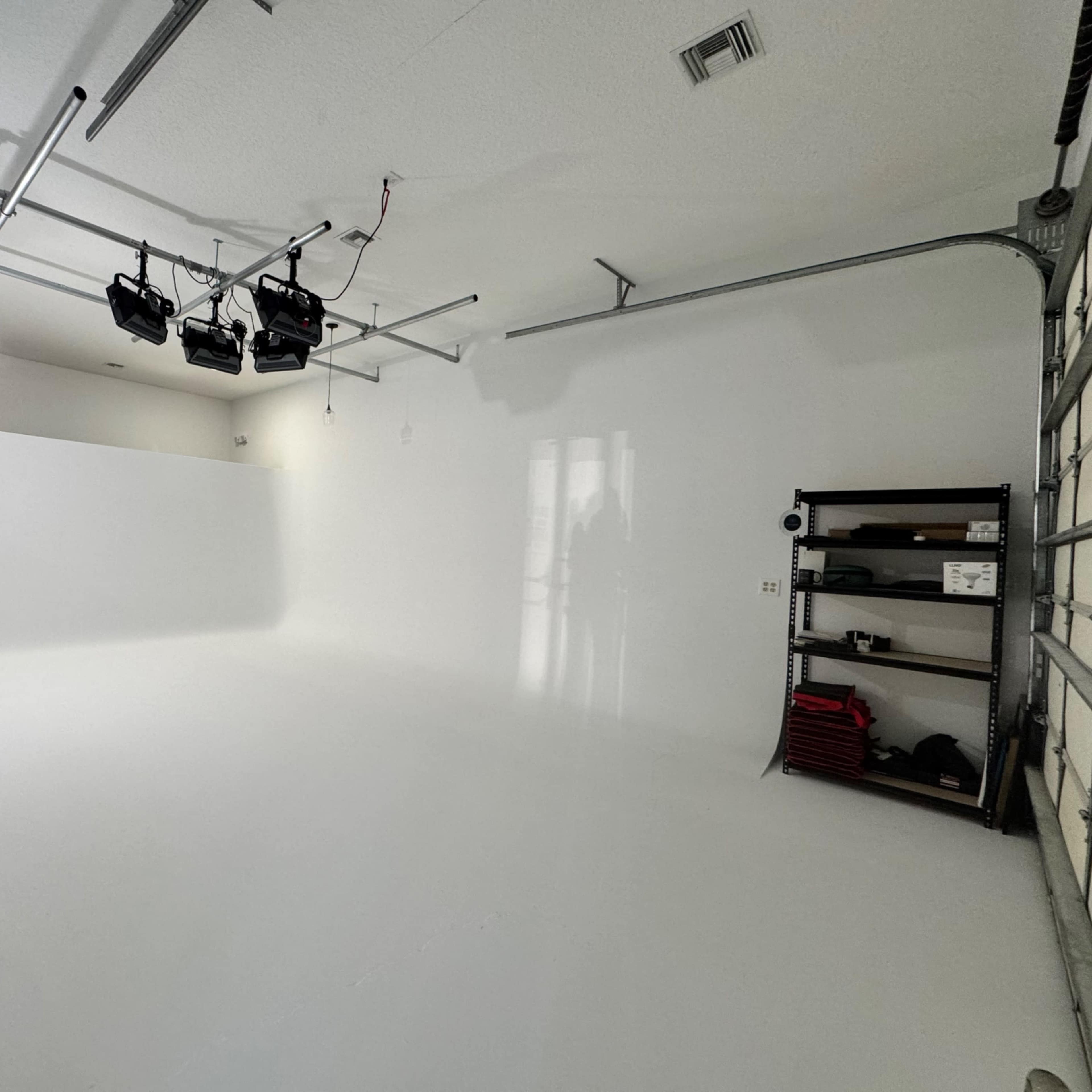 Infinite White Cyc Wall with custom RGB lights Image in Tavares, Tavares, FL