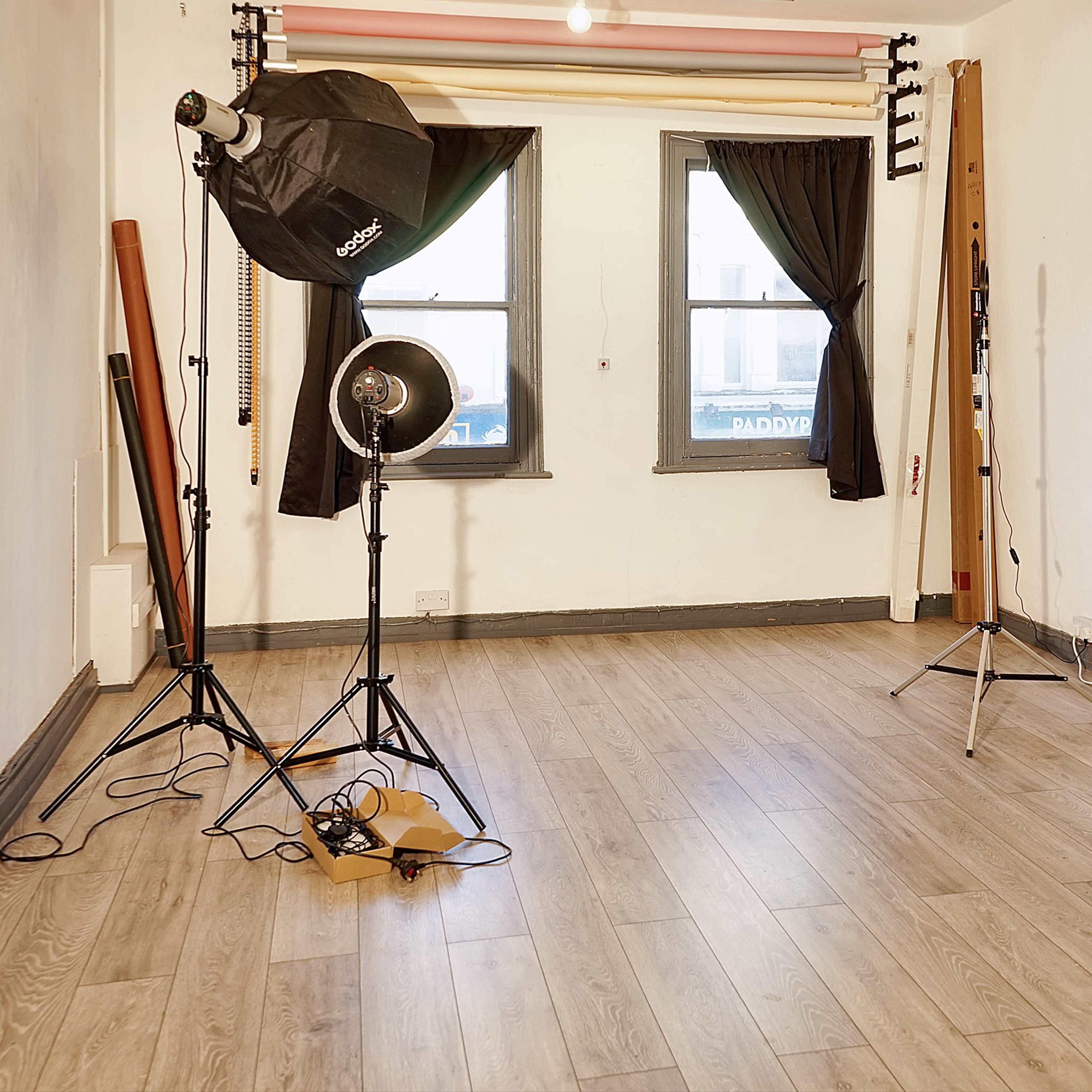 Photo Studio for your events above a Greengrocers on Deptford High St Image in Deptford, London, England
