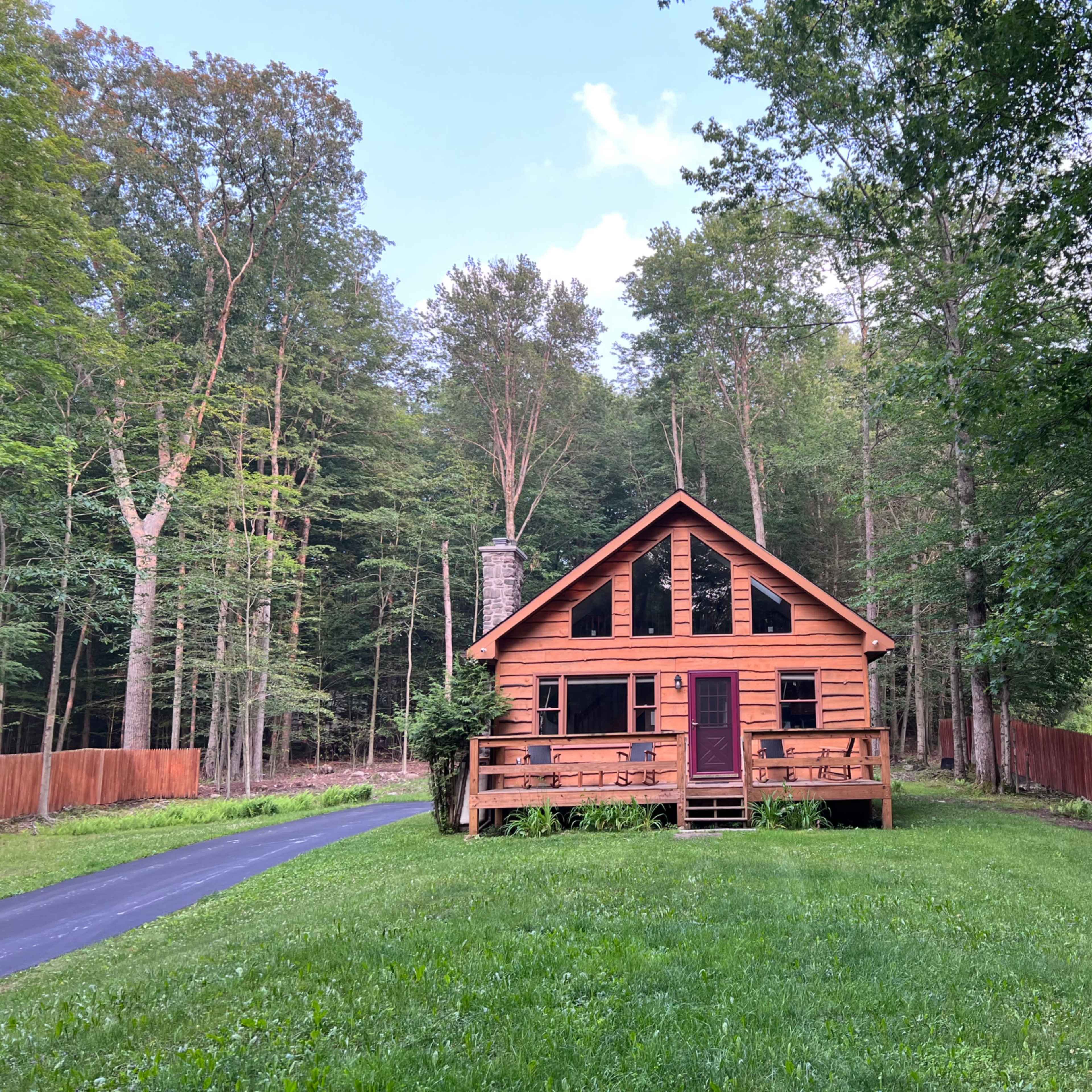 Blackberry Cabin Image in Tobyhanna Township, Monroe County, PA