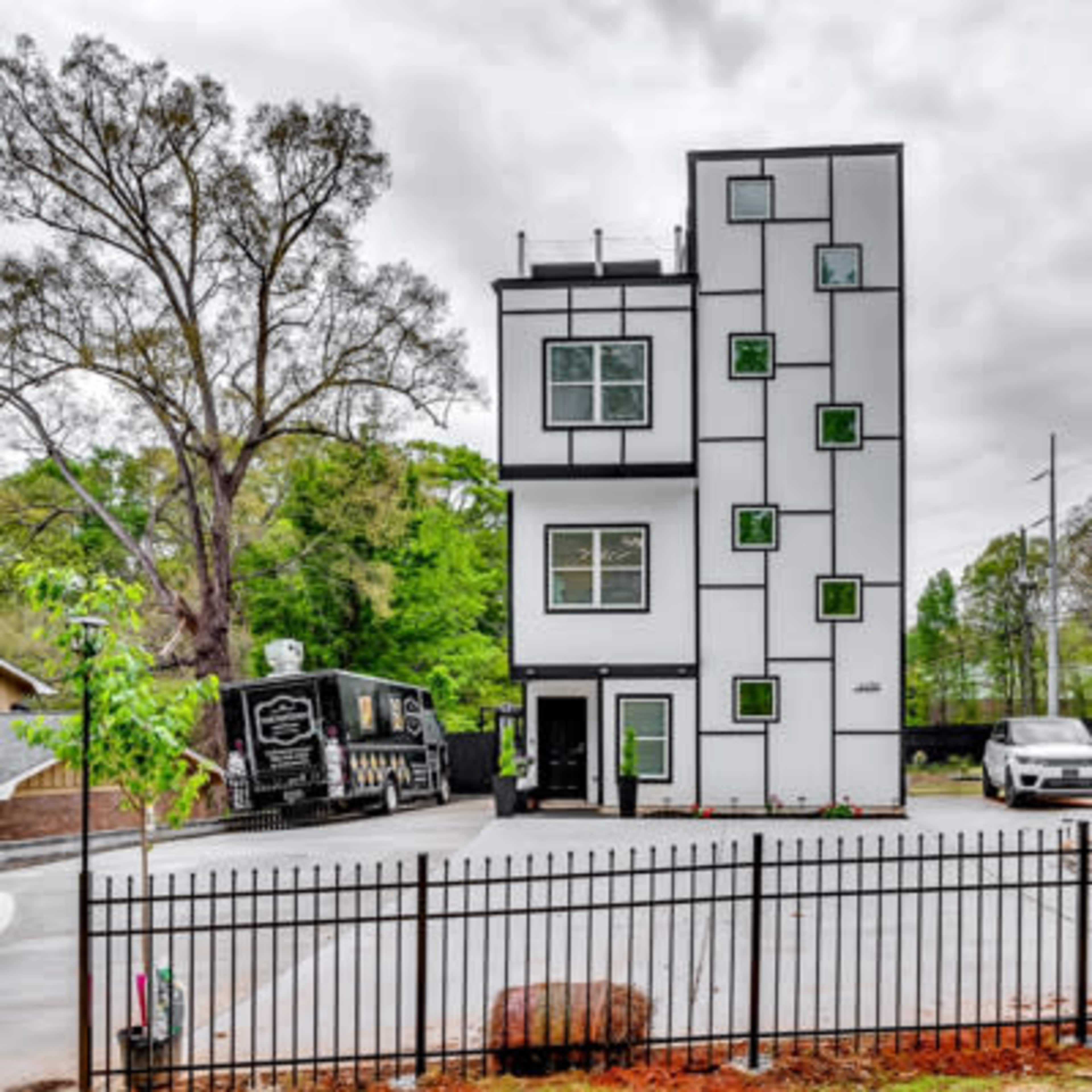 Unique Modern Experience in Decatur Image in , Decatur, GA