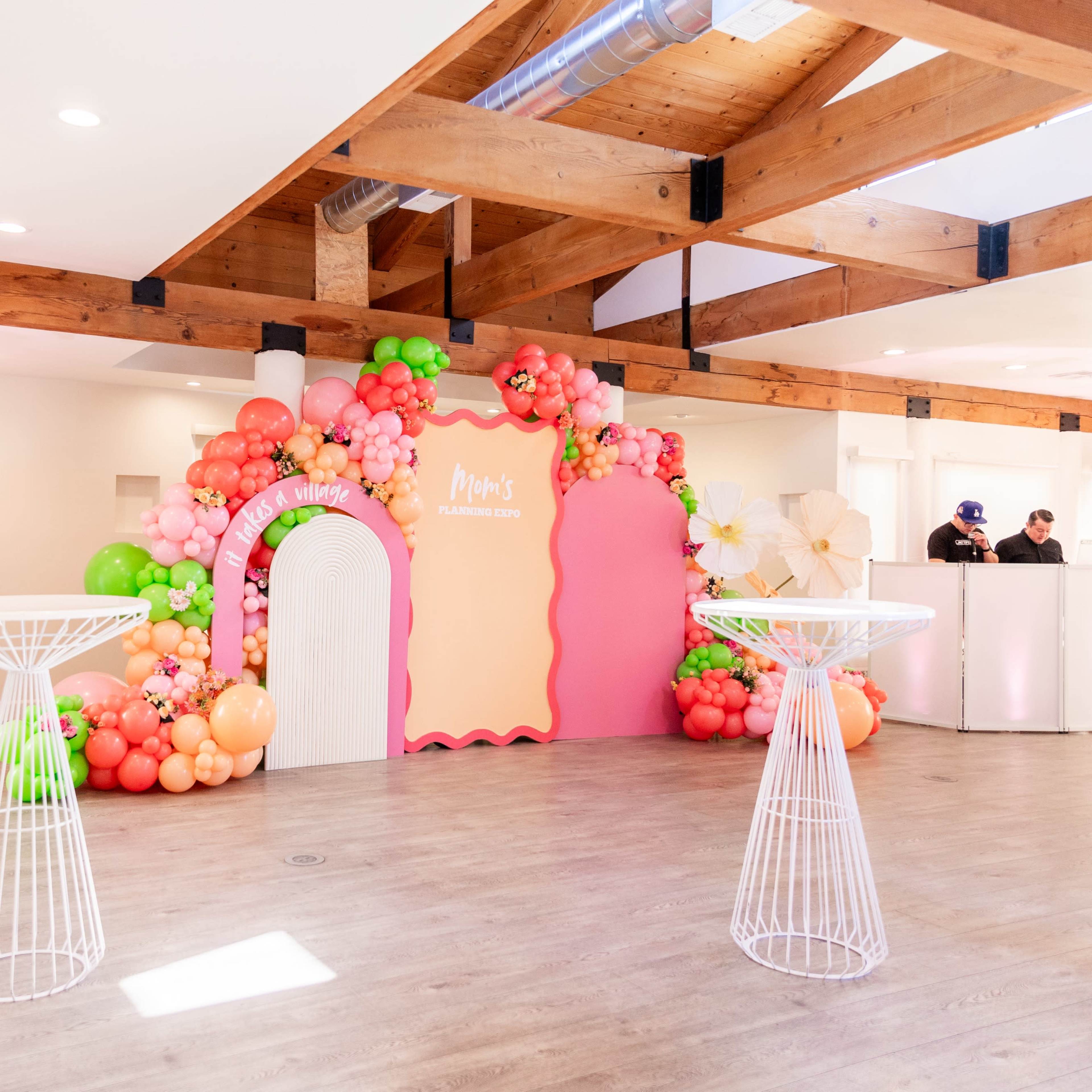 Spacious Modern OC Event Space with Lots of Natural Light Image in Fullerton, Fullerton, CA