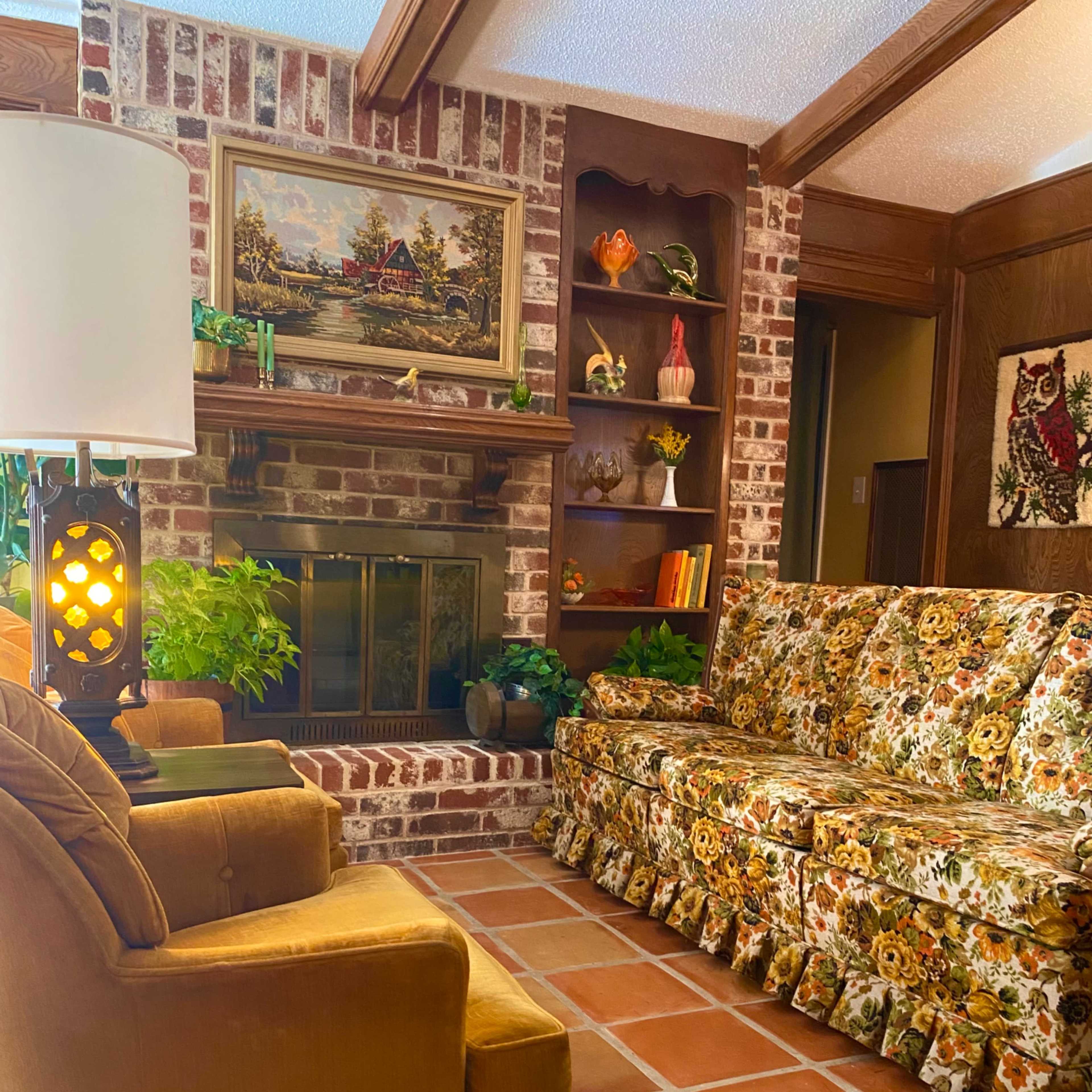 That 70s House Austin Image in River Oak Lake Estates, Austin, TX