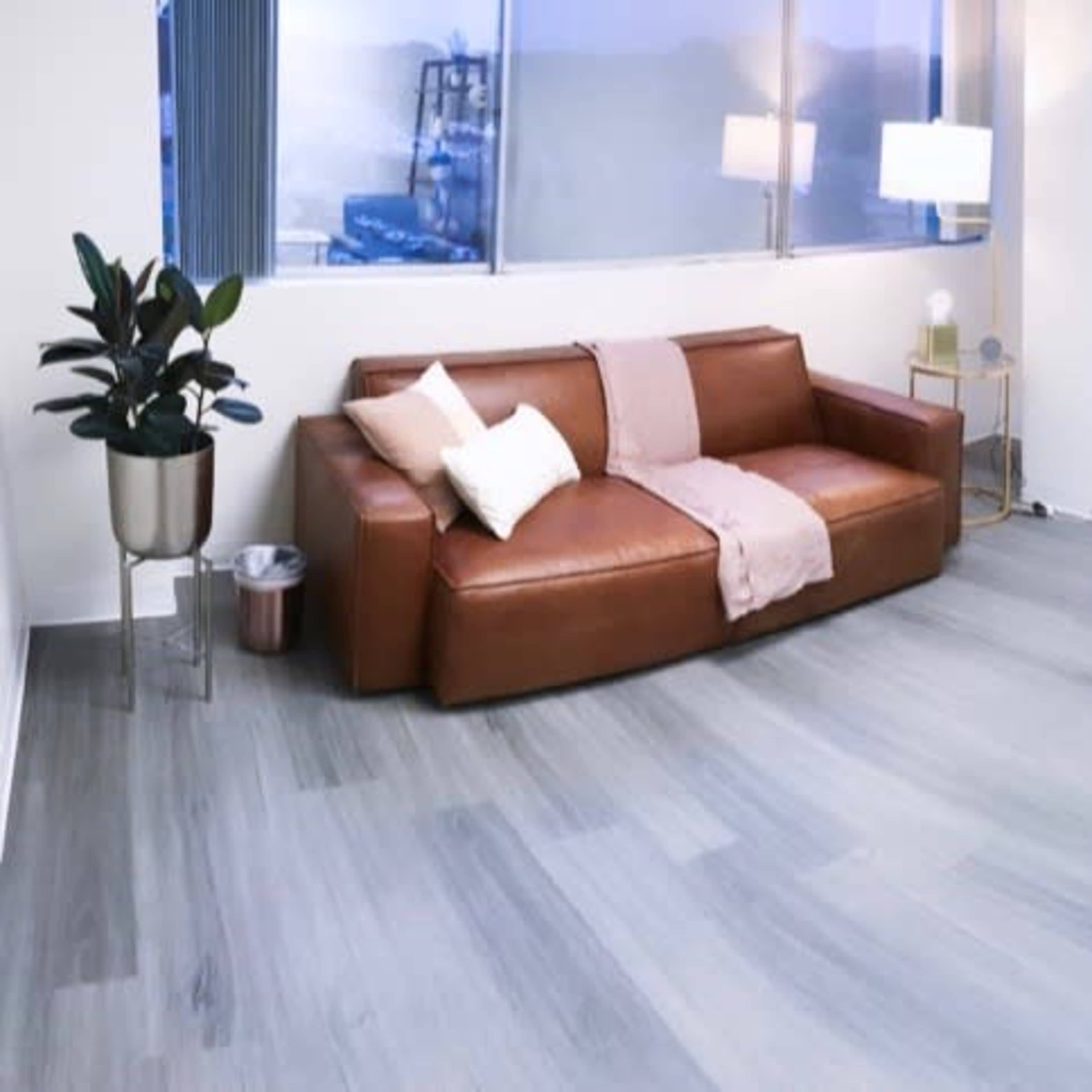 Modern Meeting Room Image in Sherman Oaks, Los Angeles, CA