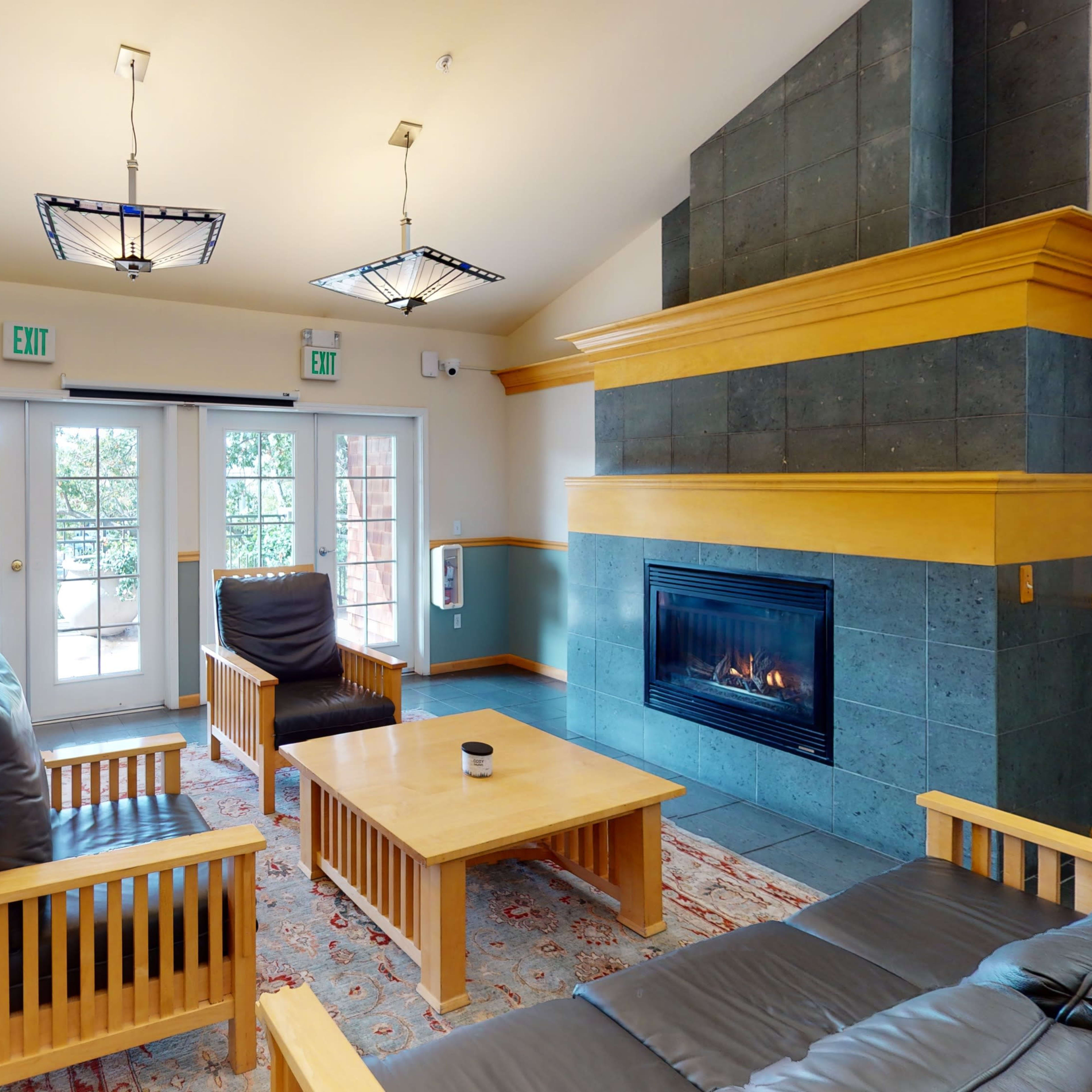 Beautiful Lounge Perfect for Entertaining Image in , Lafayette, CA