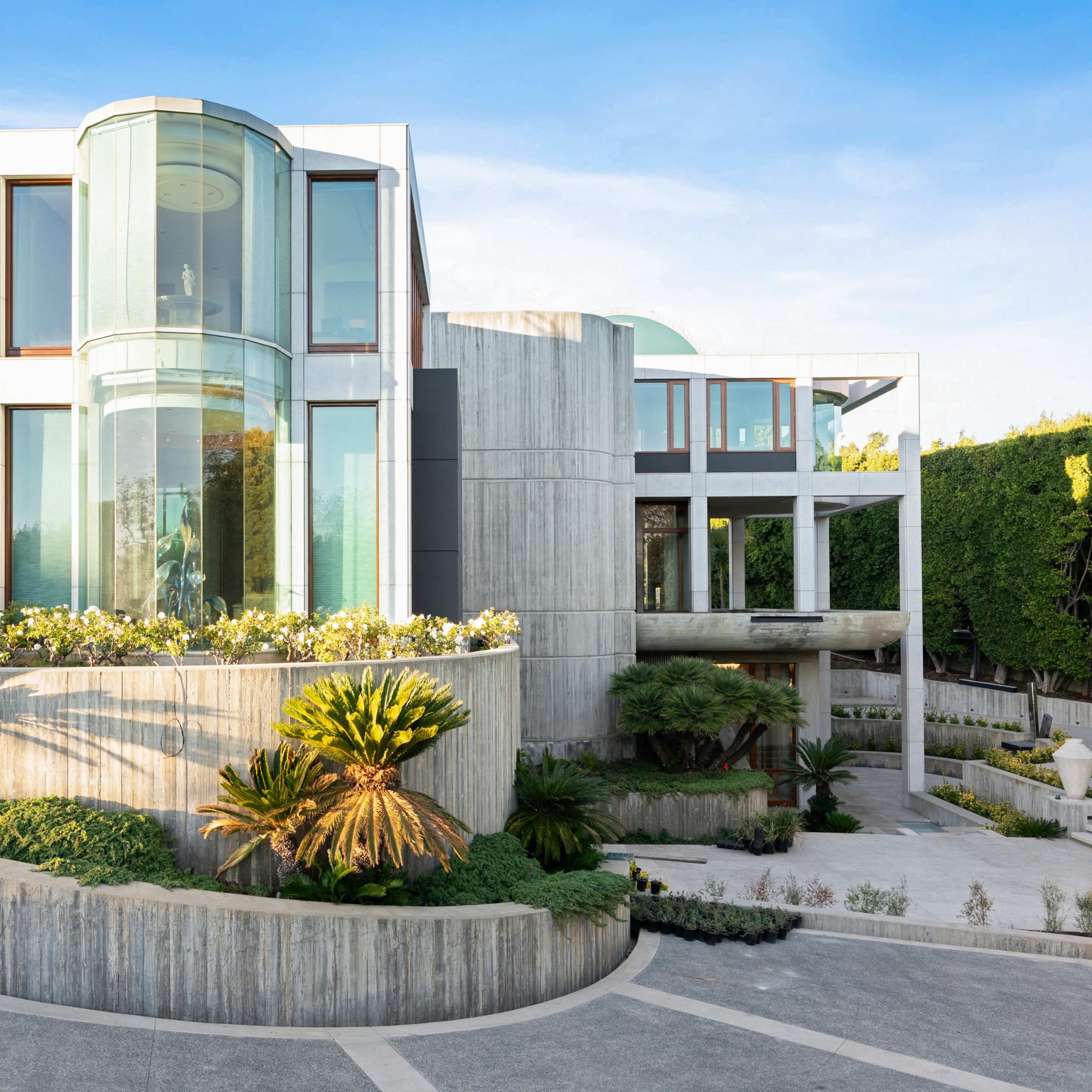 Mountain View Vila Image in Beverly Hills, Beverly Hills, CA
