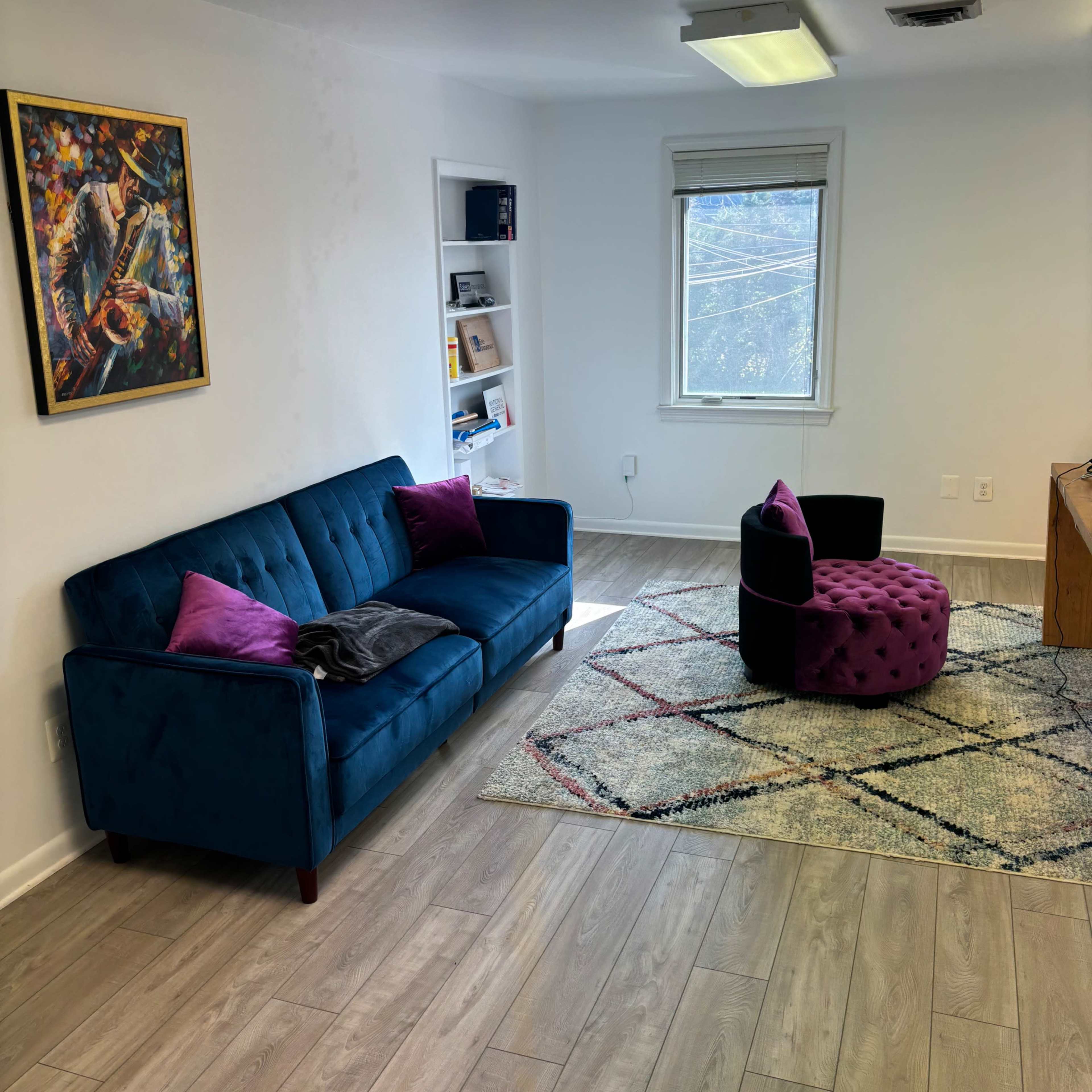 Posh Alexandria Virginia office tastefully furnished Image in Fort Hunt, Fort Hunt, VA