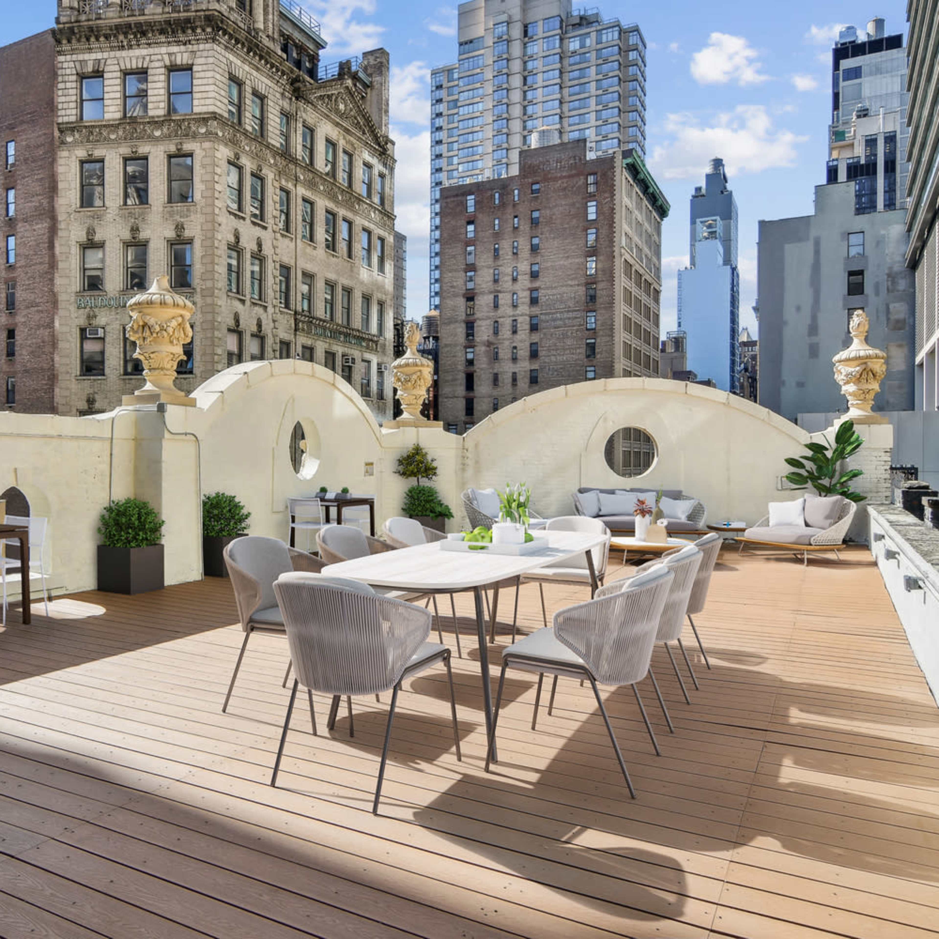 Empire Vista: Nomad Rooftop Image in Midtown Manhattan, New York, NY