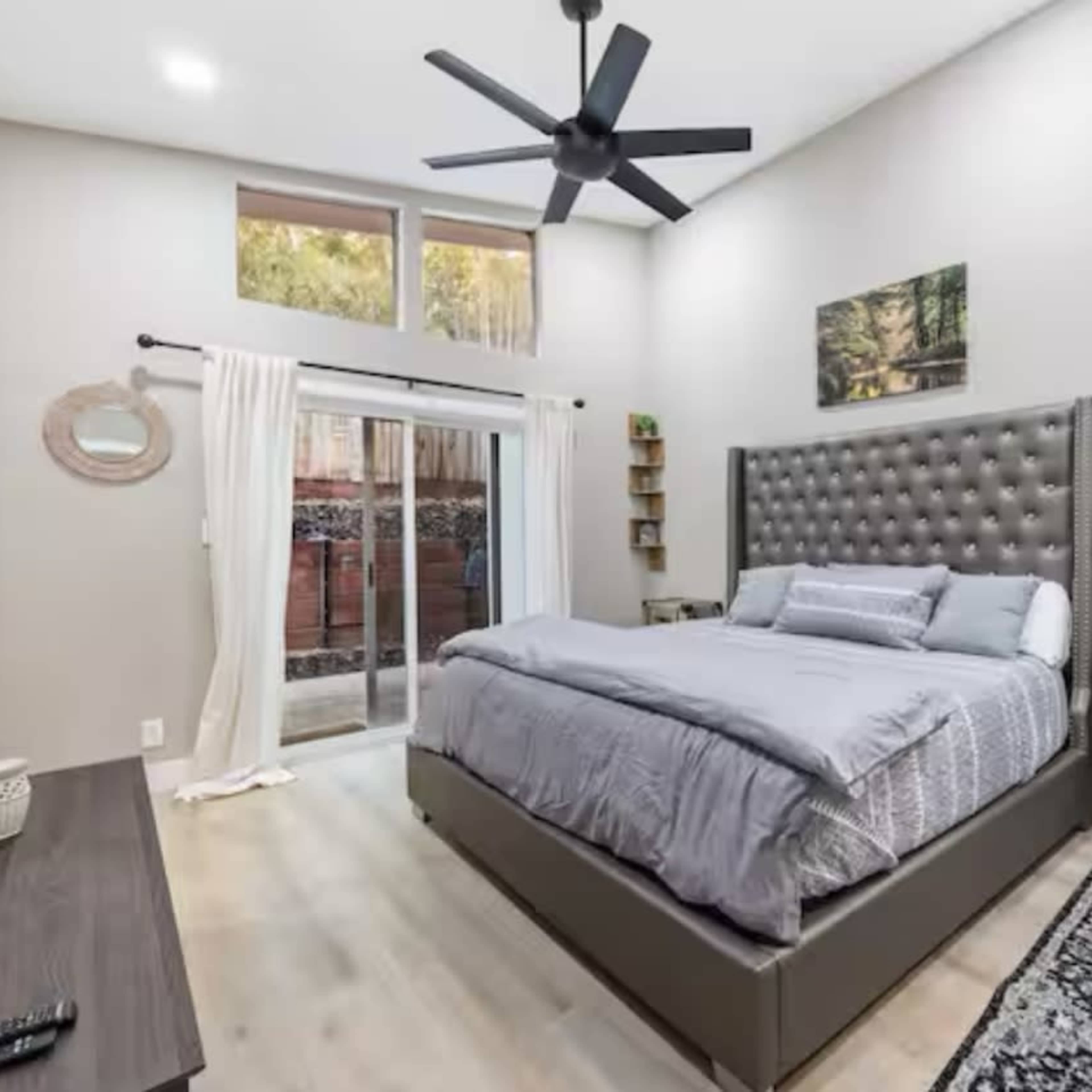 Modern Retreat with Versatile Charm Image in Southcliff, Fair Oaks, CA