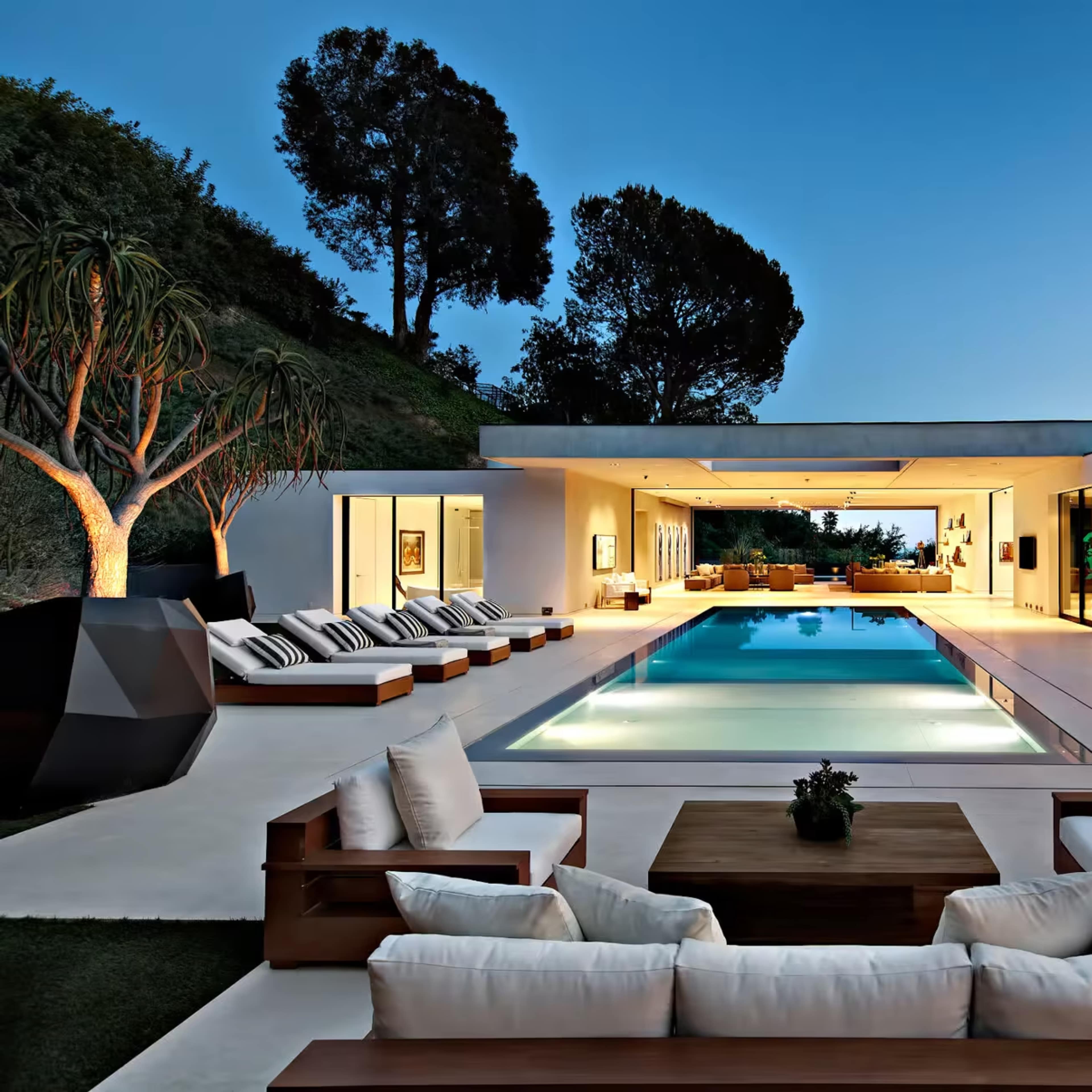 Beverly Crest Image in Trousdale Estates, Beverly Hills, CA