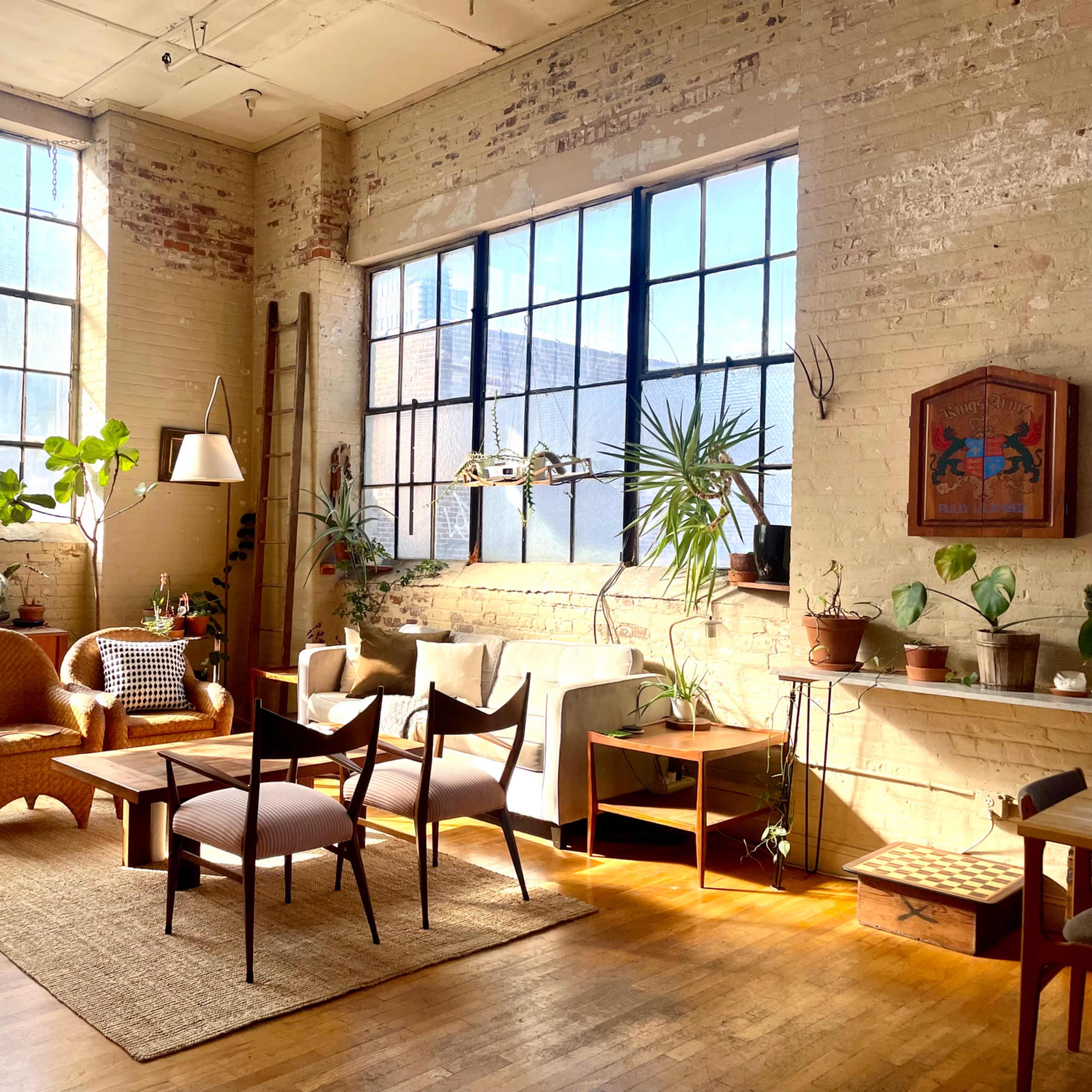 Light Filled Greenpoint Event/Photo Shoot Loft Image in Greenpoint, Brooklyn, NY