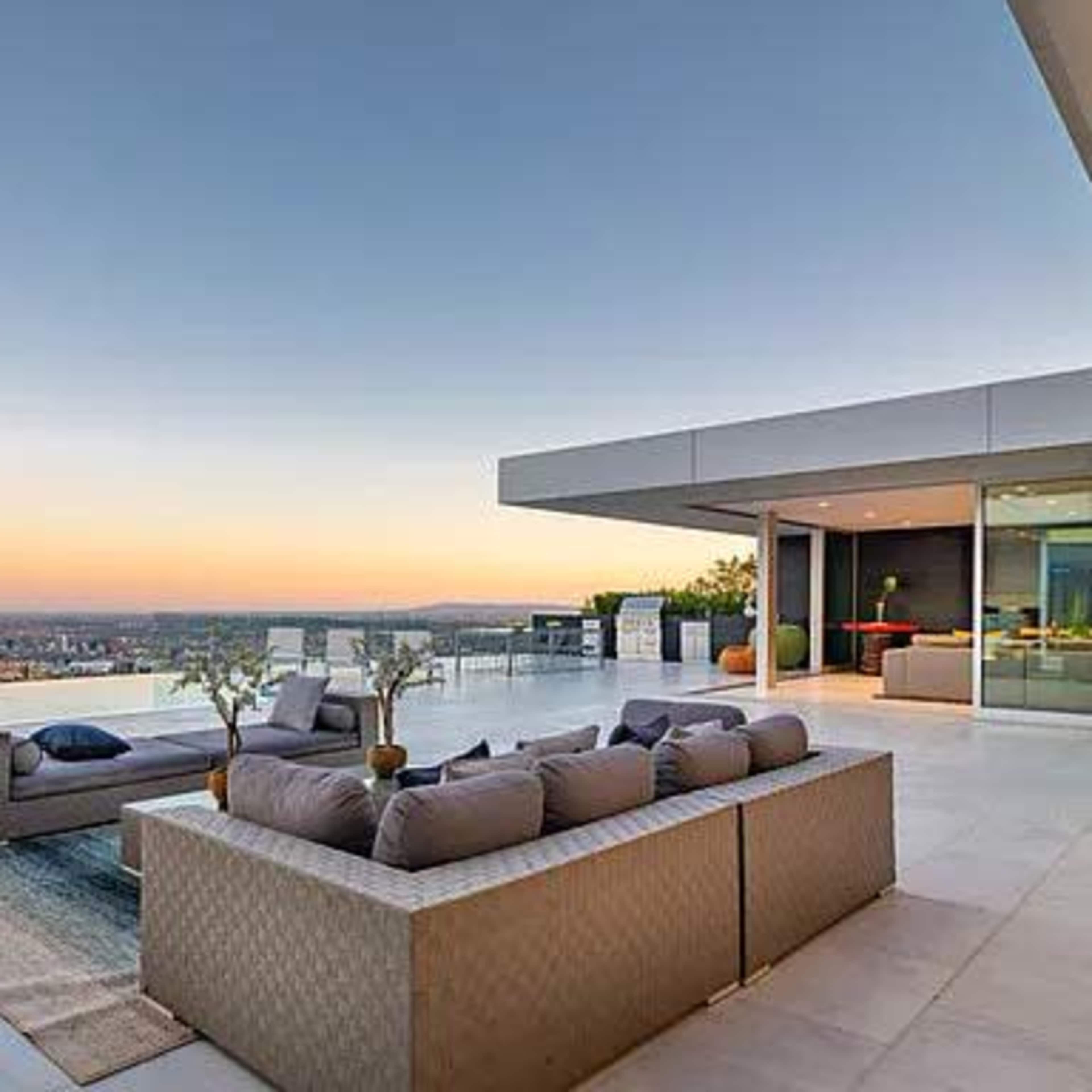THE MANOIR | BEVERLY HILLS Image in Trousdale Estates, Beverly Hills, CA