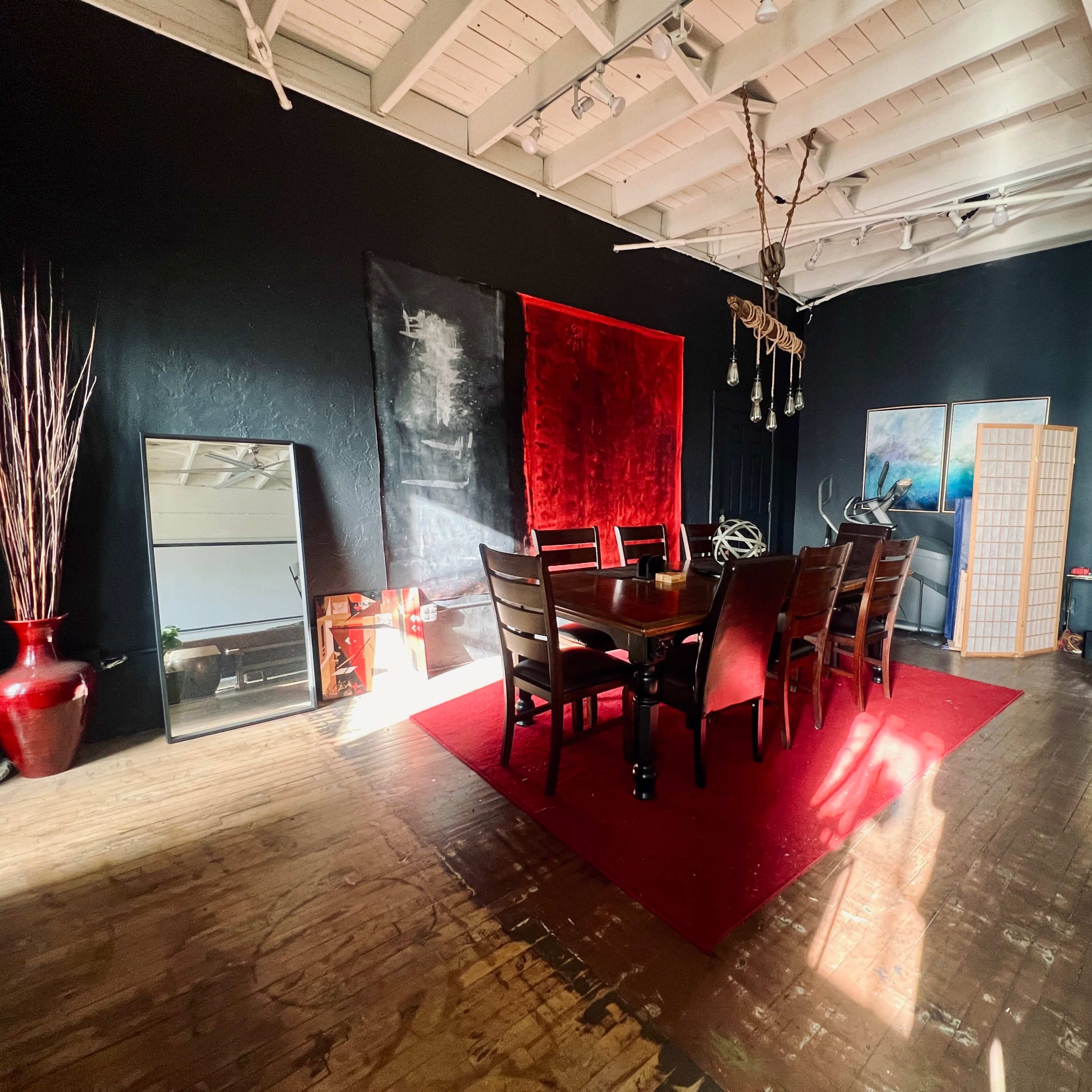 NY Style Artistic Loft Image in Lincoln Heights, Los Angeles, CA