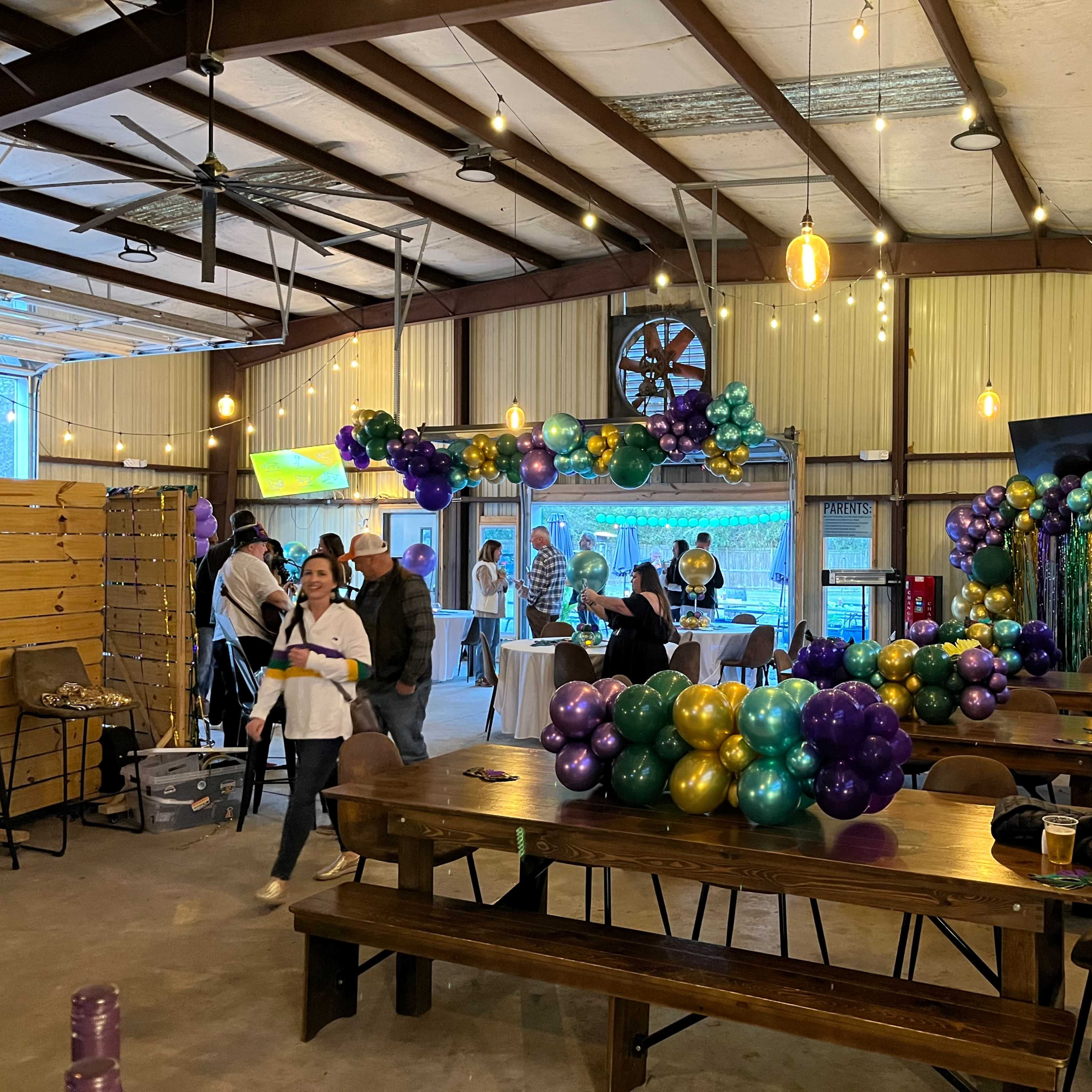 Coastal Brewery with Large Indoor/Outdoor Space Image in Mount Pleasant, Mount Pleasant, SC