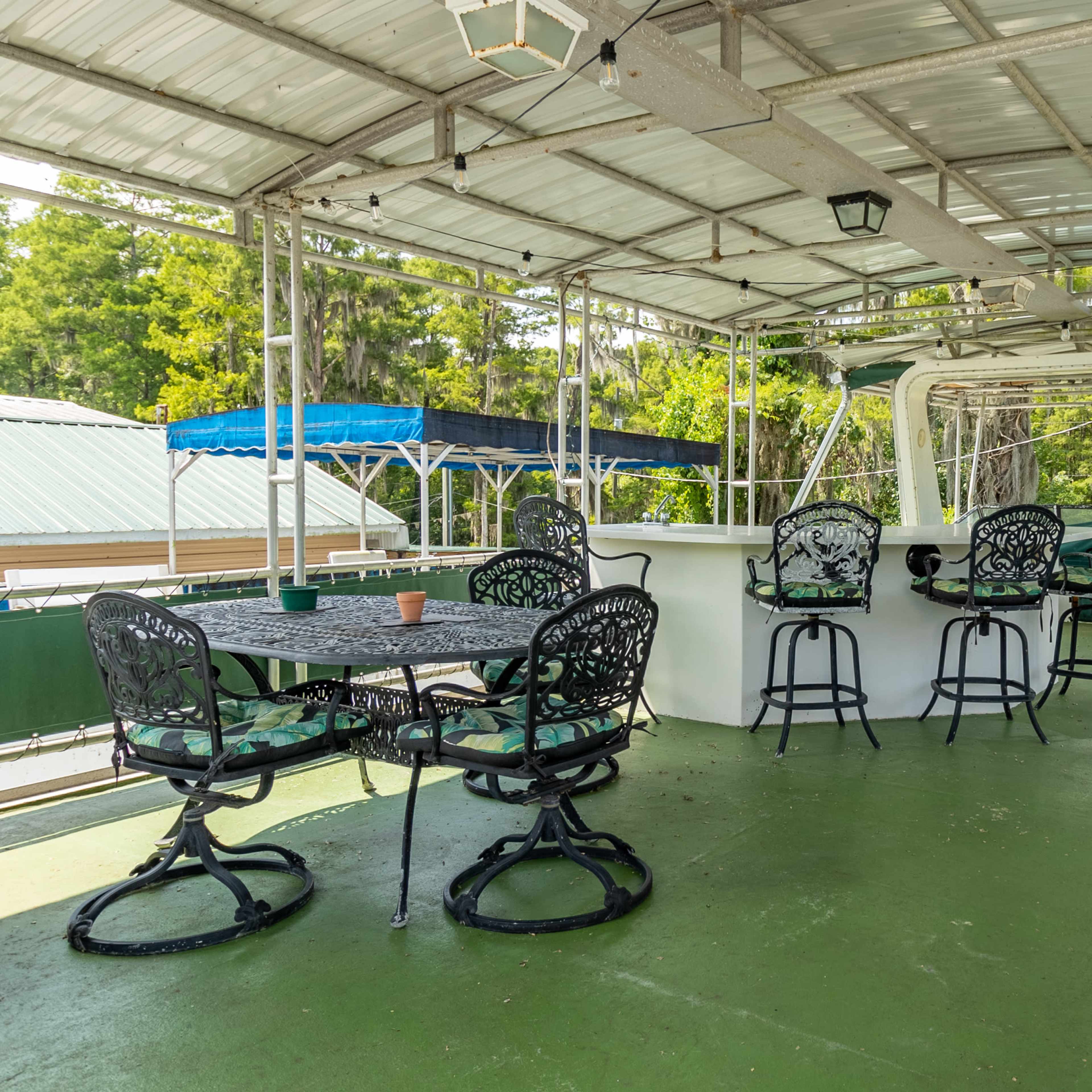Houseboat on the Bayou In Louisiana Southern Cajun Experience with hot tub Image in , Morgan City, LA
