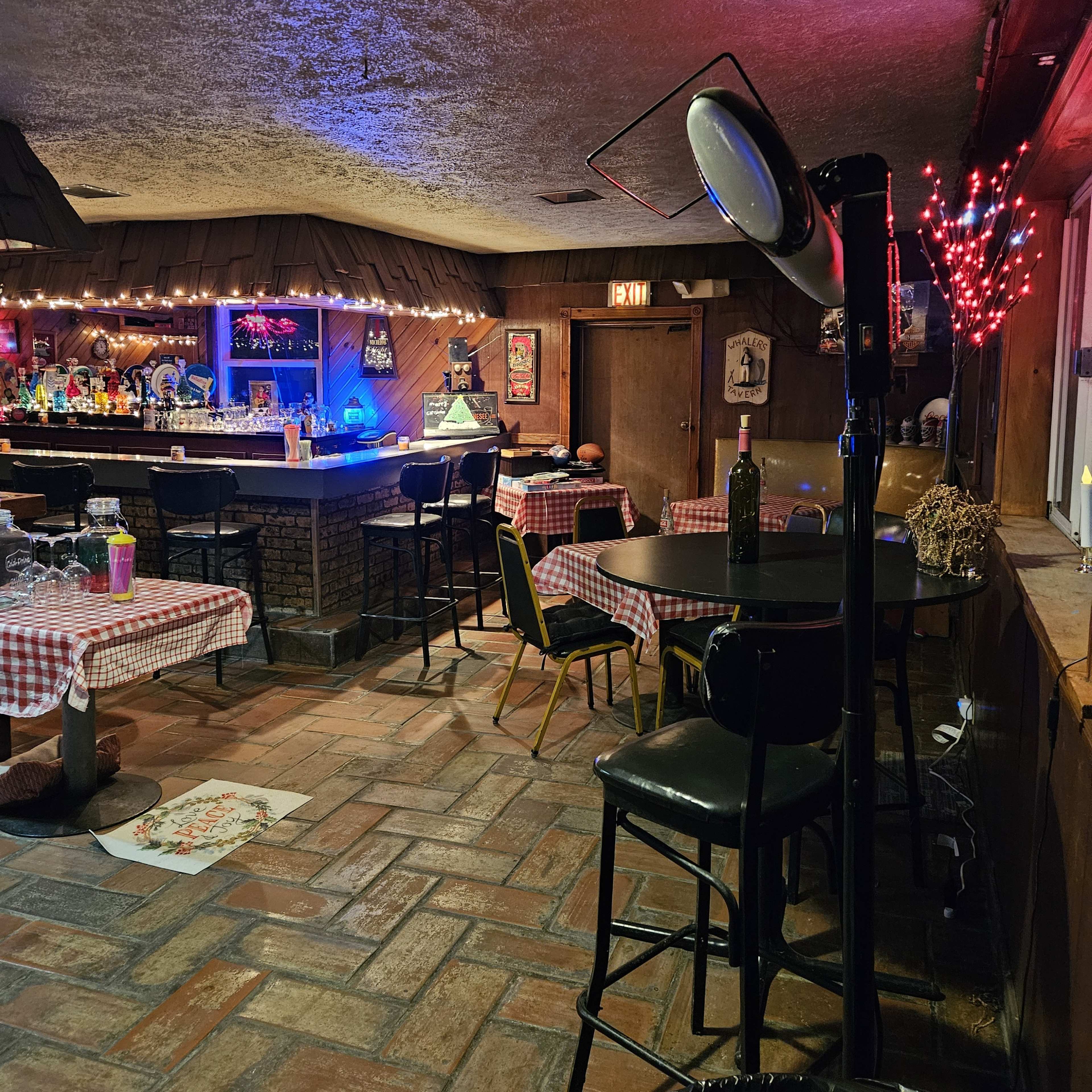 Bar restaurant in country Image in Gainesville, Silver Springs, NY