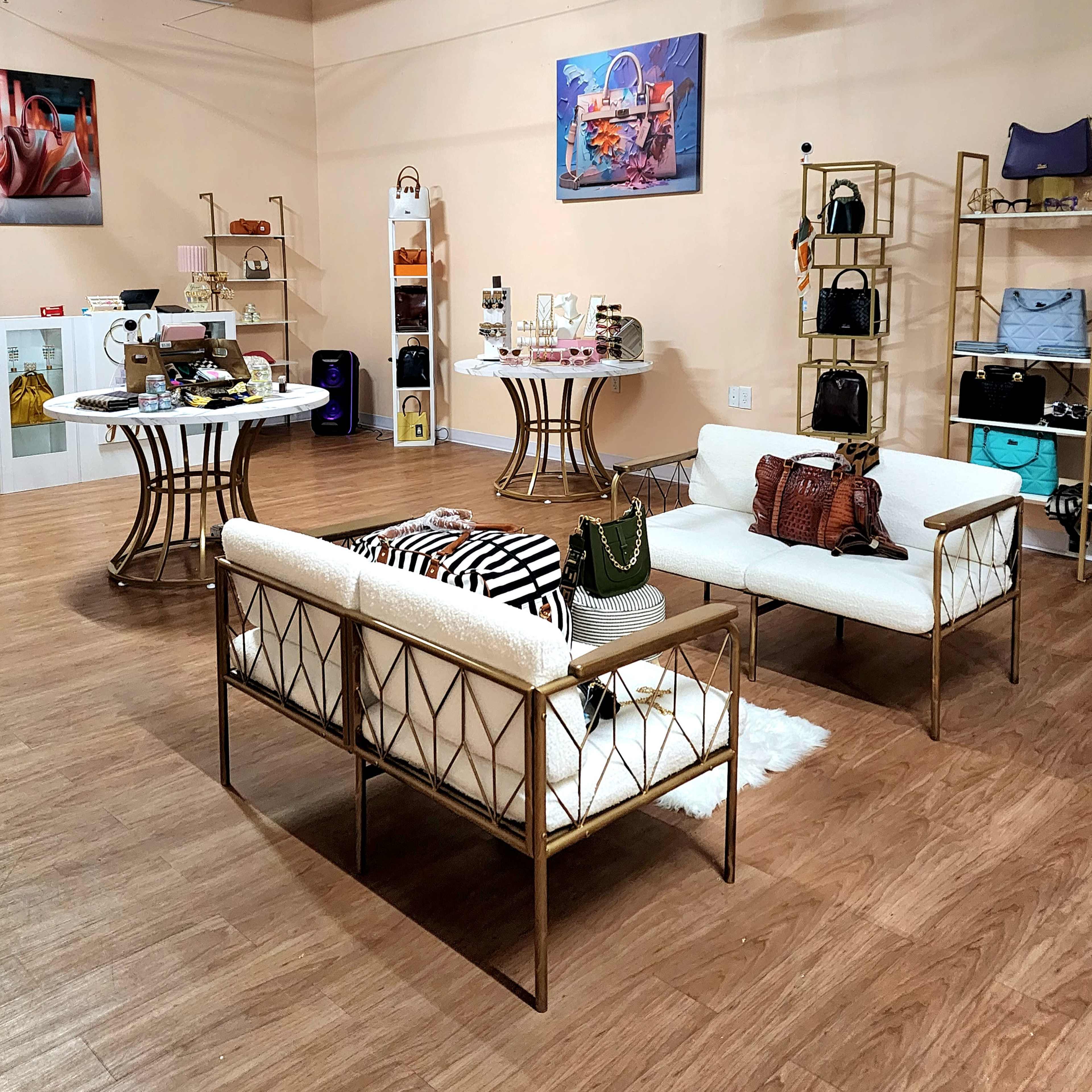 Yaya's Glam & Gift Shop Image in Garland, Garland, TX