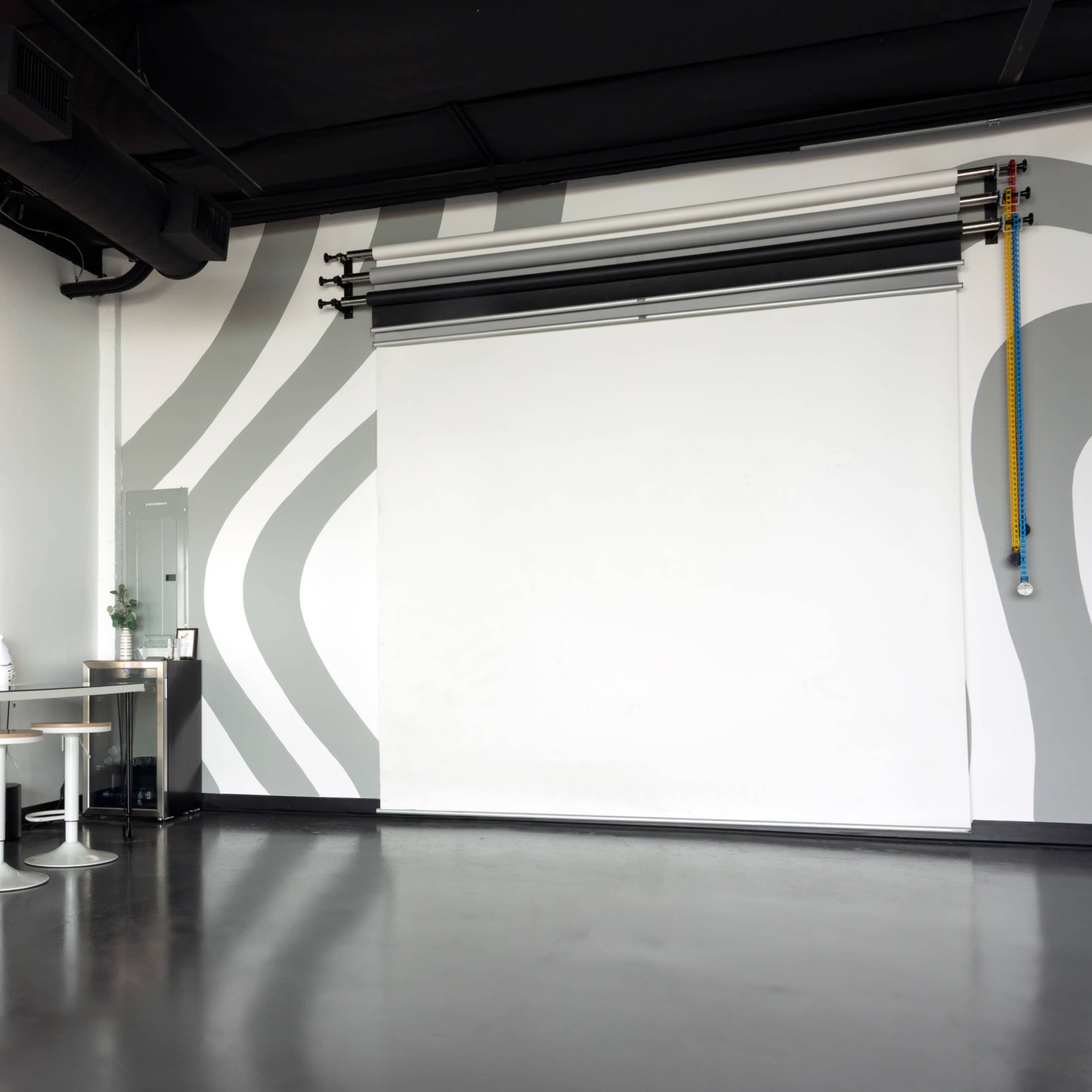 Modern Melrose/Midtown Photo Studio Image in Encanto Village, Phoenix, AZ