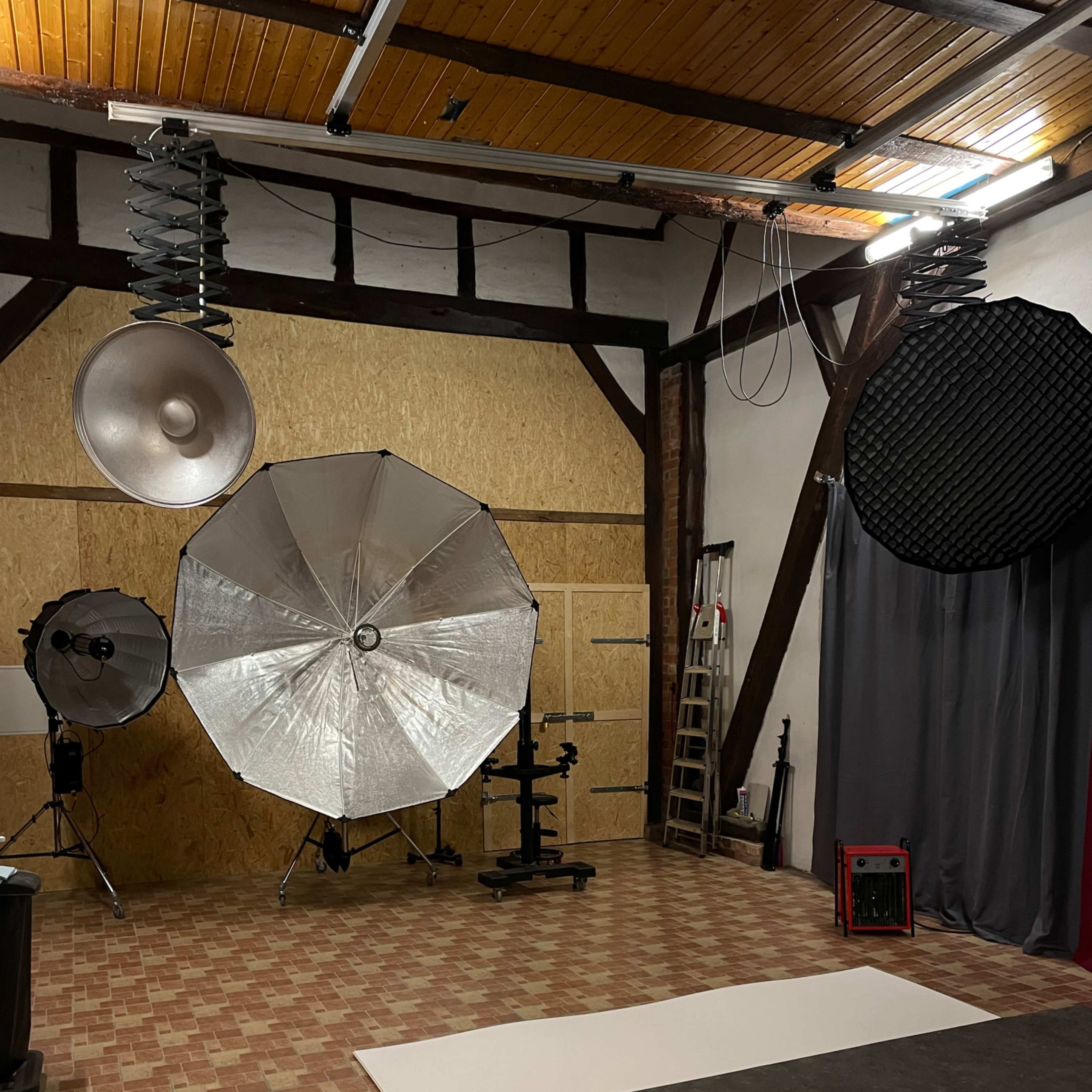 Gemütliches Fotostudio mit  professioneller Studioblitztechnik. Bild in Königslutter am Elm, Königslutter am Elm, NDS