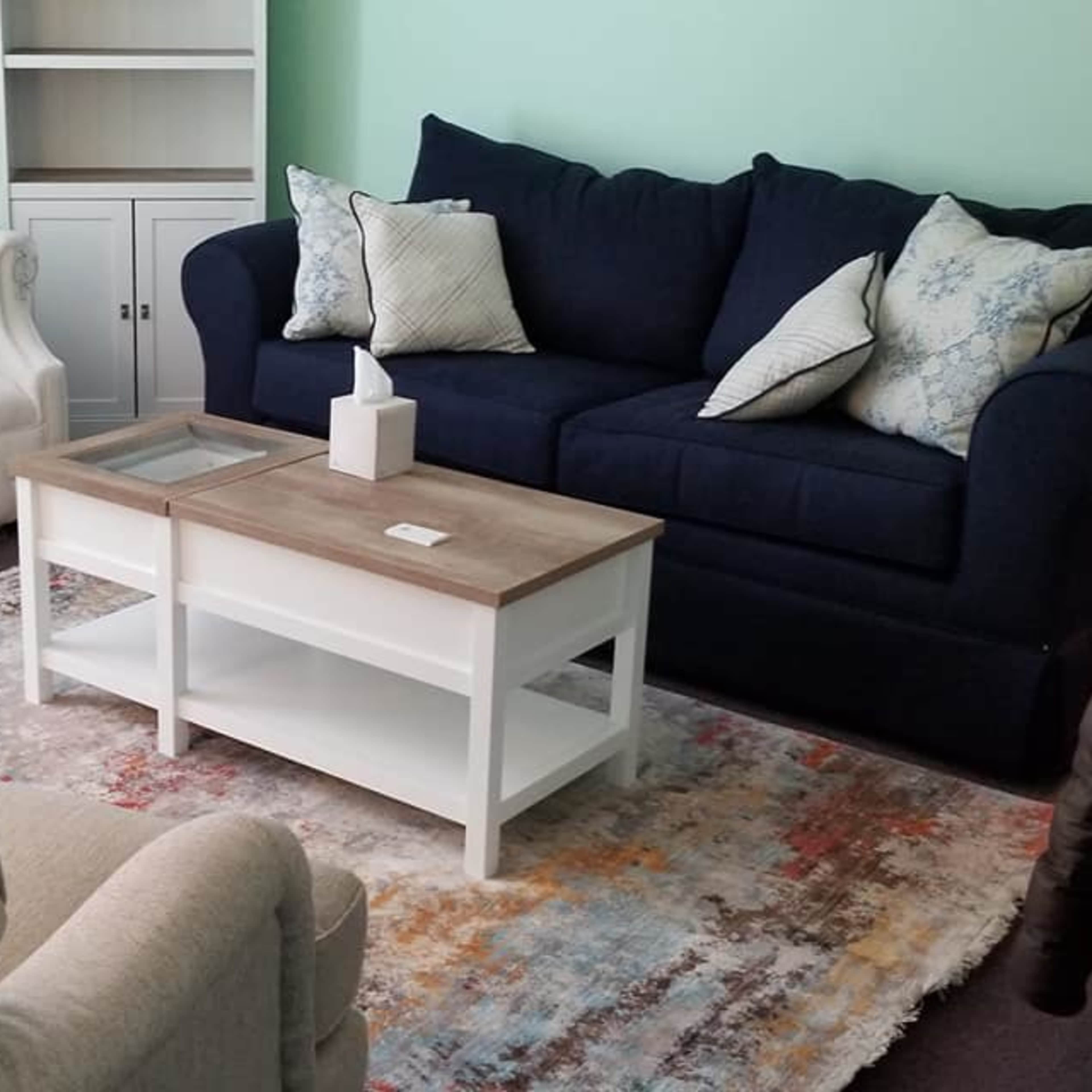 Office space in thriving cutting edge counseling agency Image in Downers Grove Township, Burr Ridge, IL