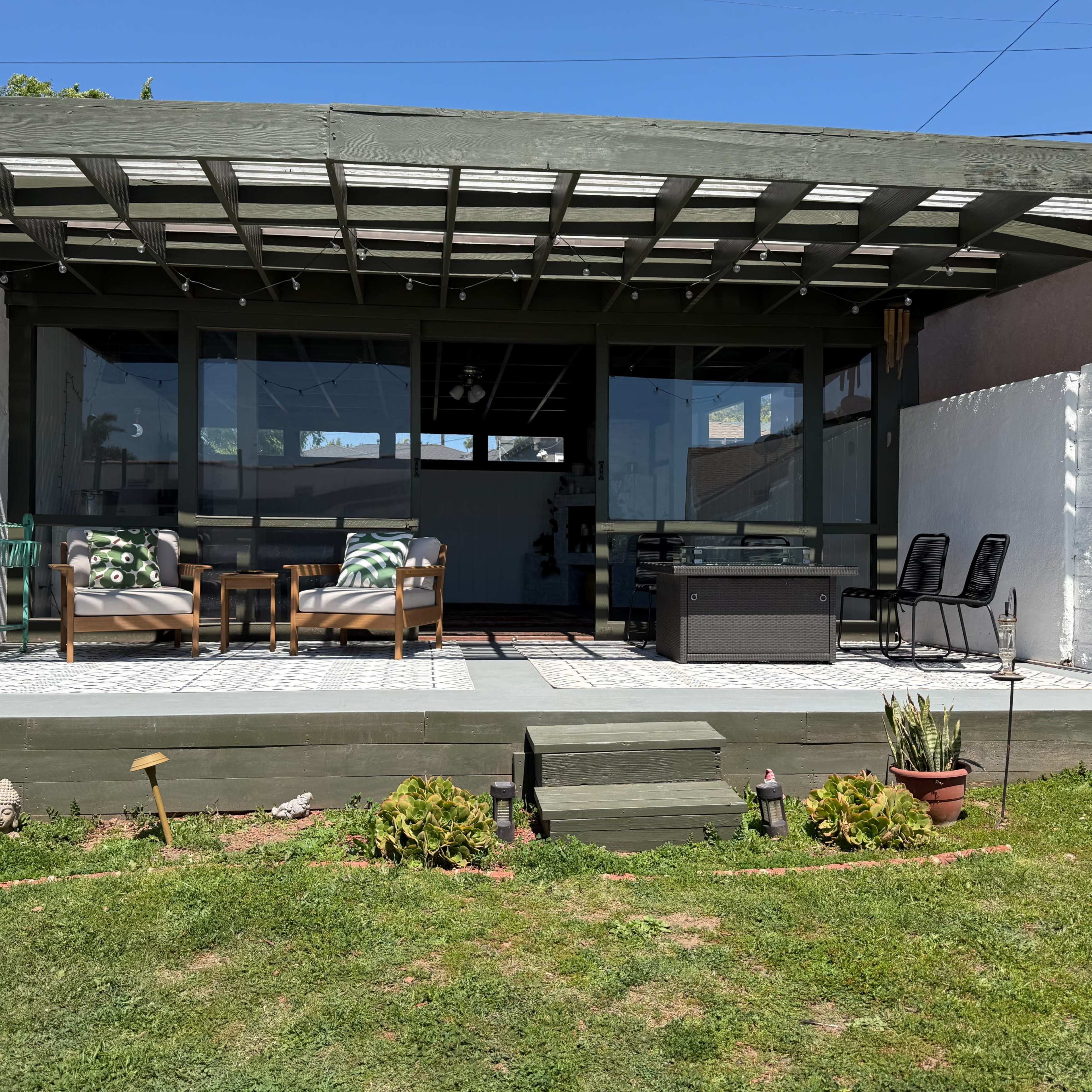 Intimate and Bright Community Space In Windsor Hills Image in Park Mesa Heights, Los Angeles, CA