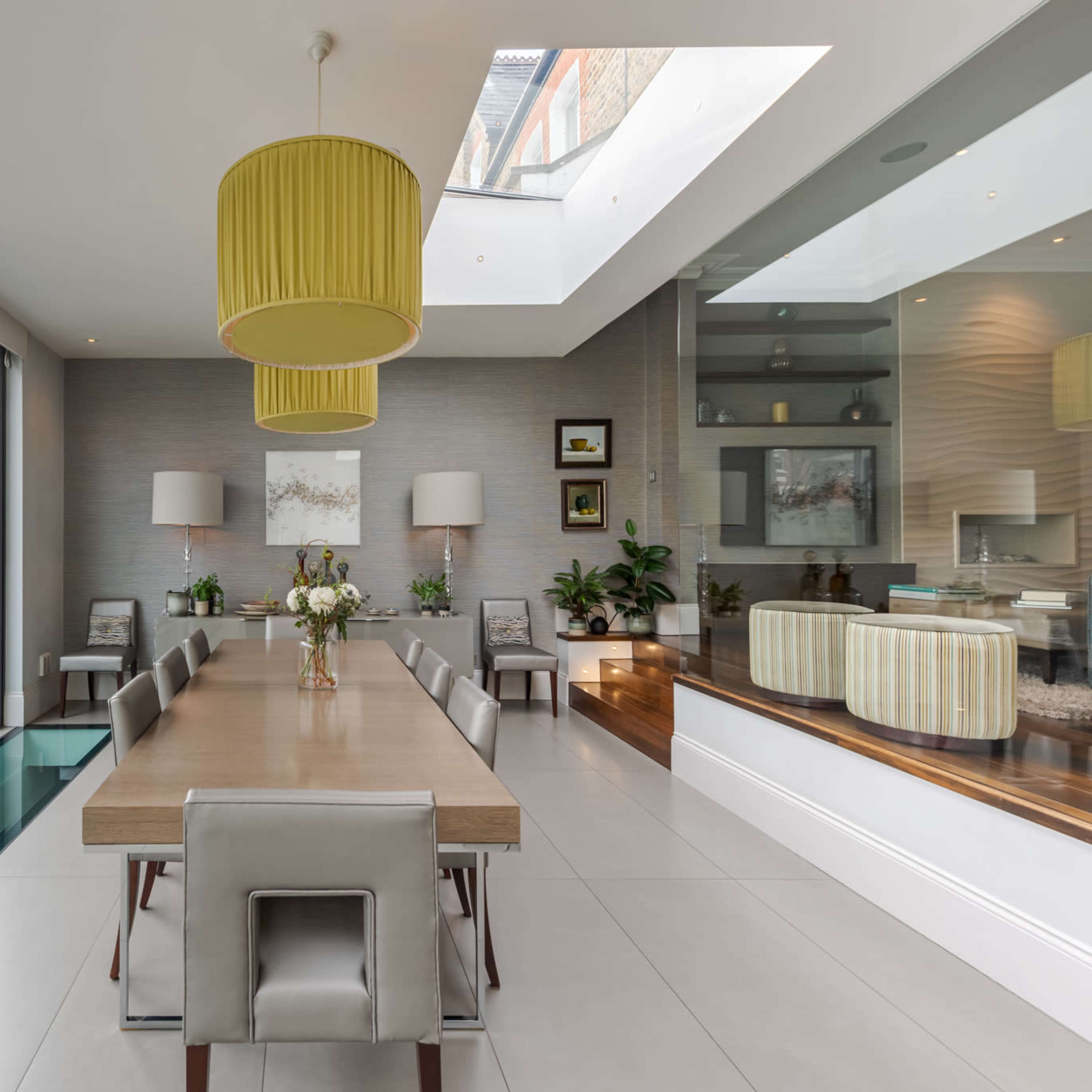 Victorian House with Open Kitchen and Outdoor BBQ Area Image in London, London, England