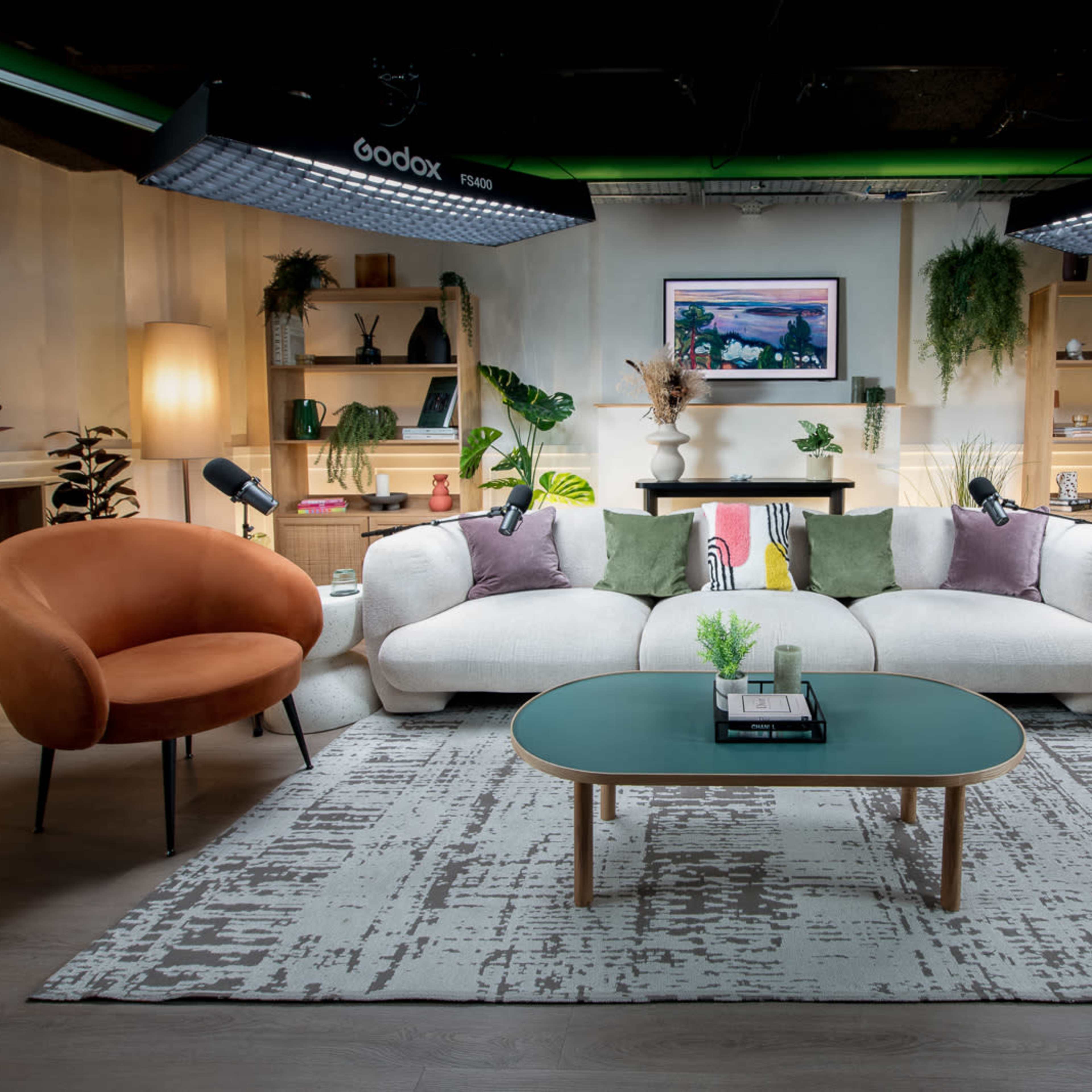 Podcast Recording Studios Image in London, London, England