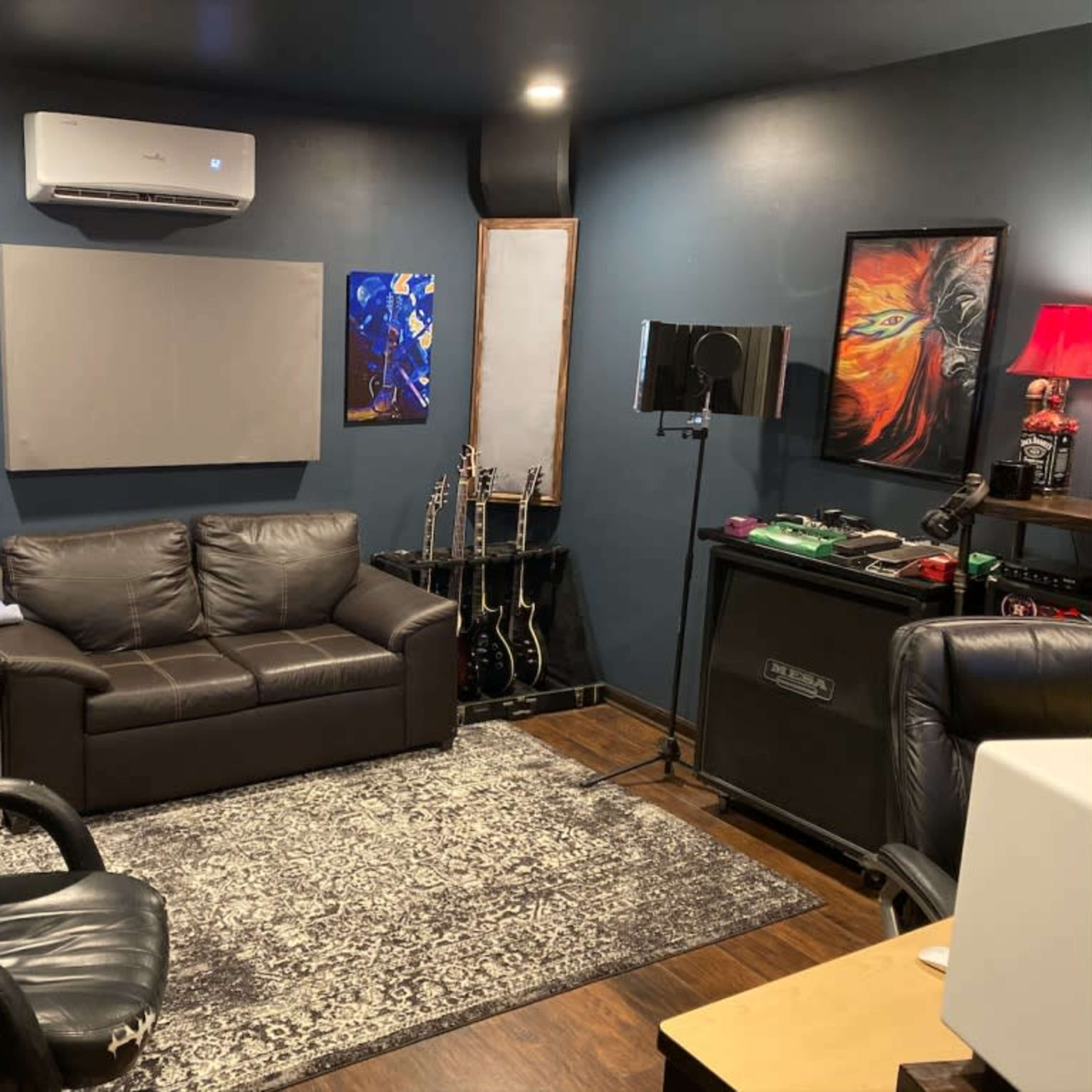 Top Rated Houston Recording and Event Studio Image in Westside, Houston, TX