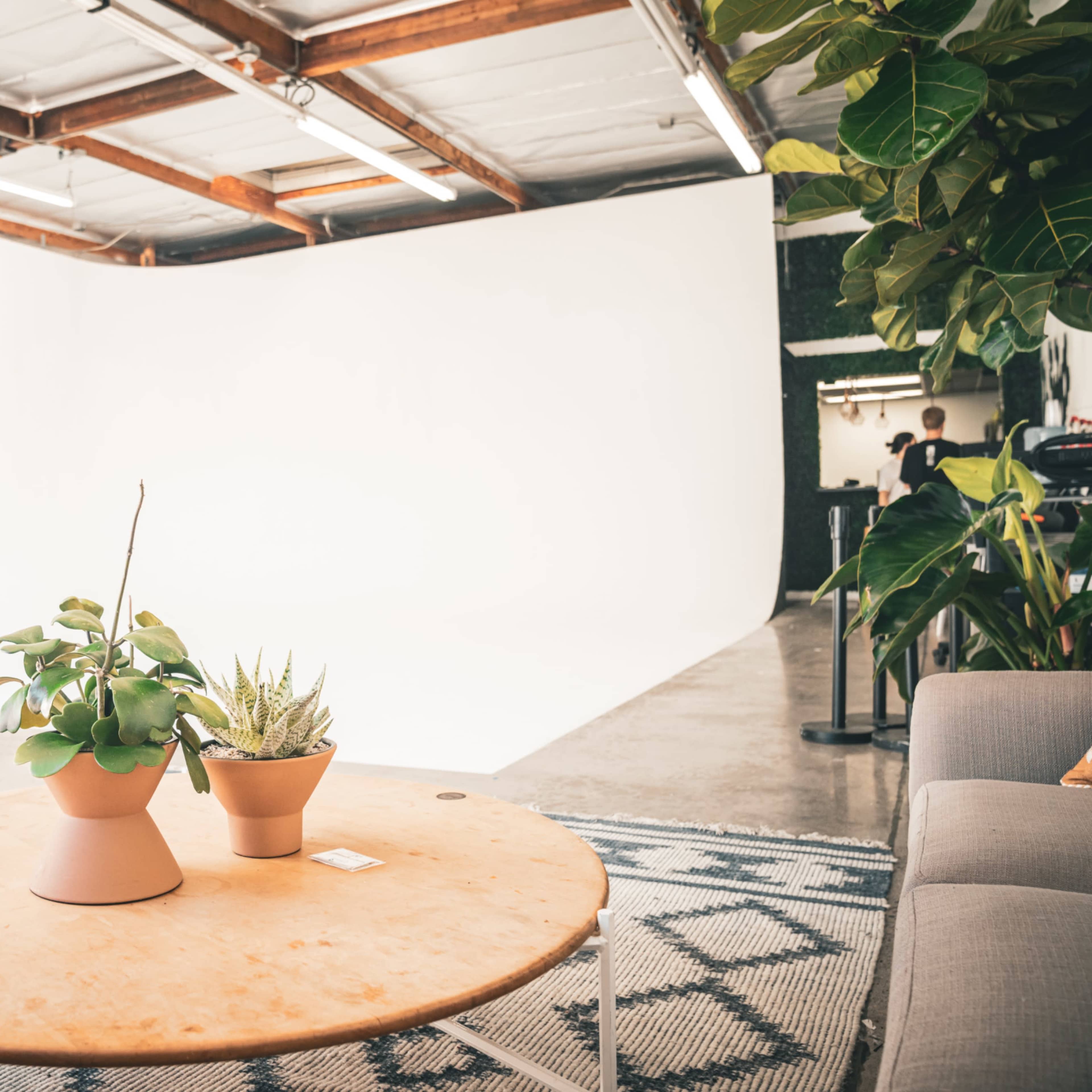 The Commune Club Image in Costa Mesa, Costa Mesa, CA