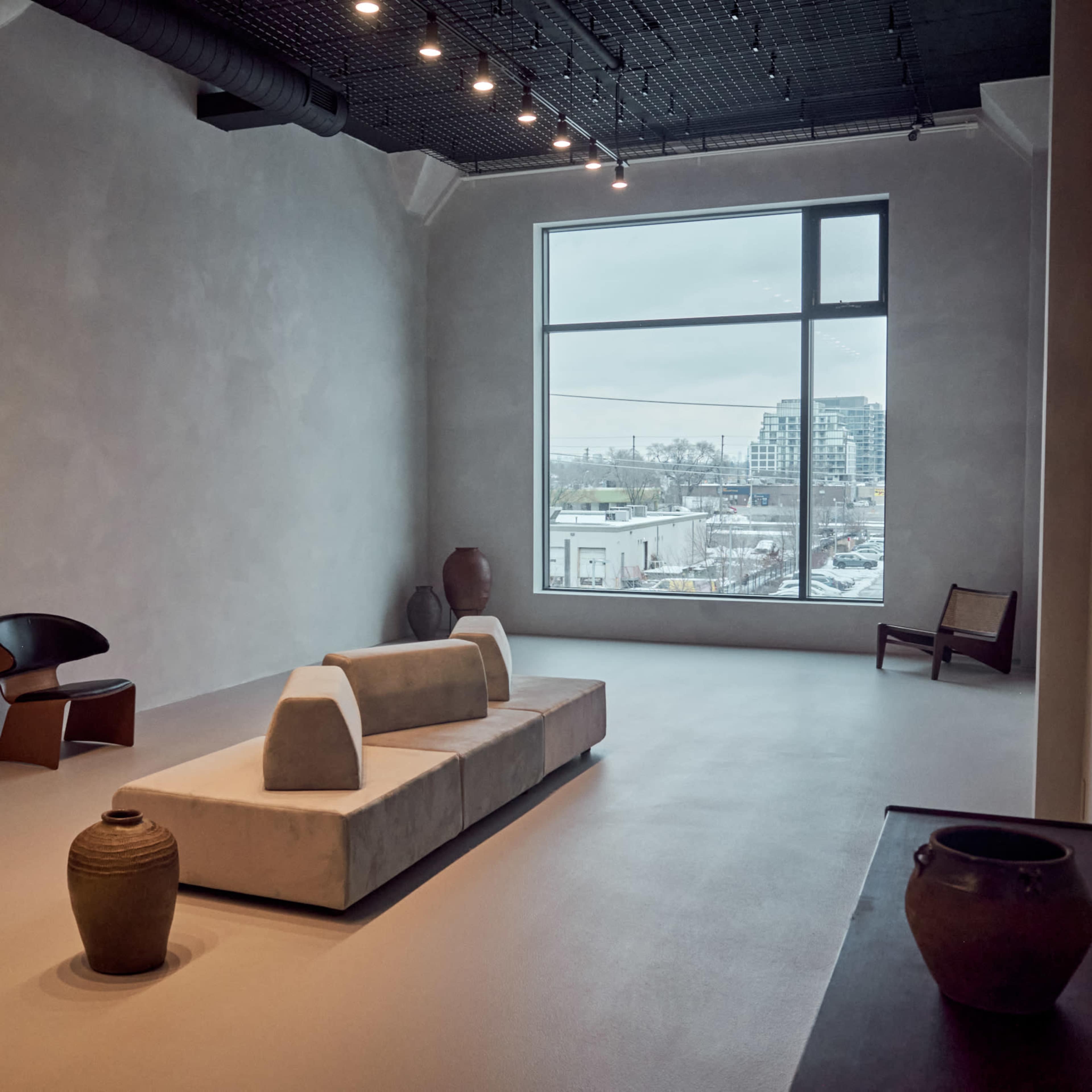 Spacious Open Concept Studio Image in Islington - City Centre West, Toronto, ON