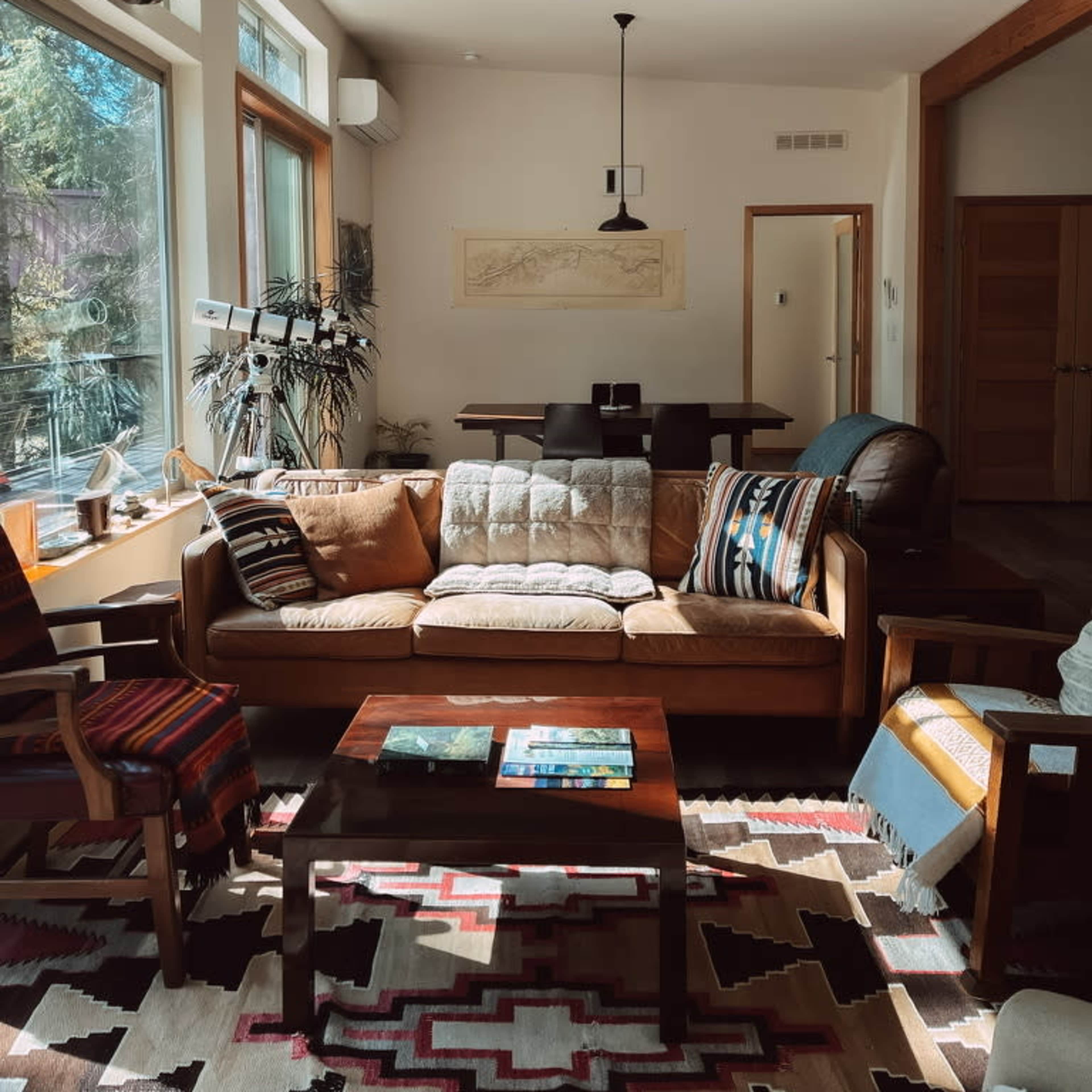 A light-filled River House with private river access and a spacious lawn area. Image in , Washougal, WA