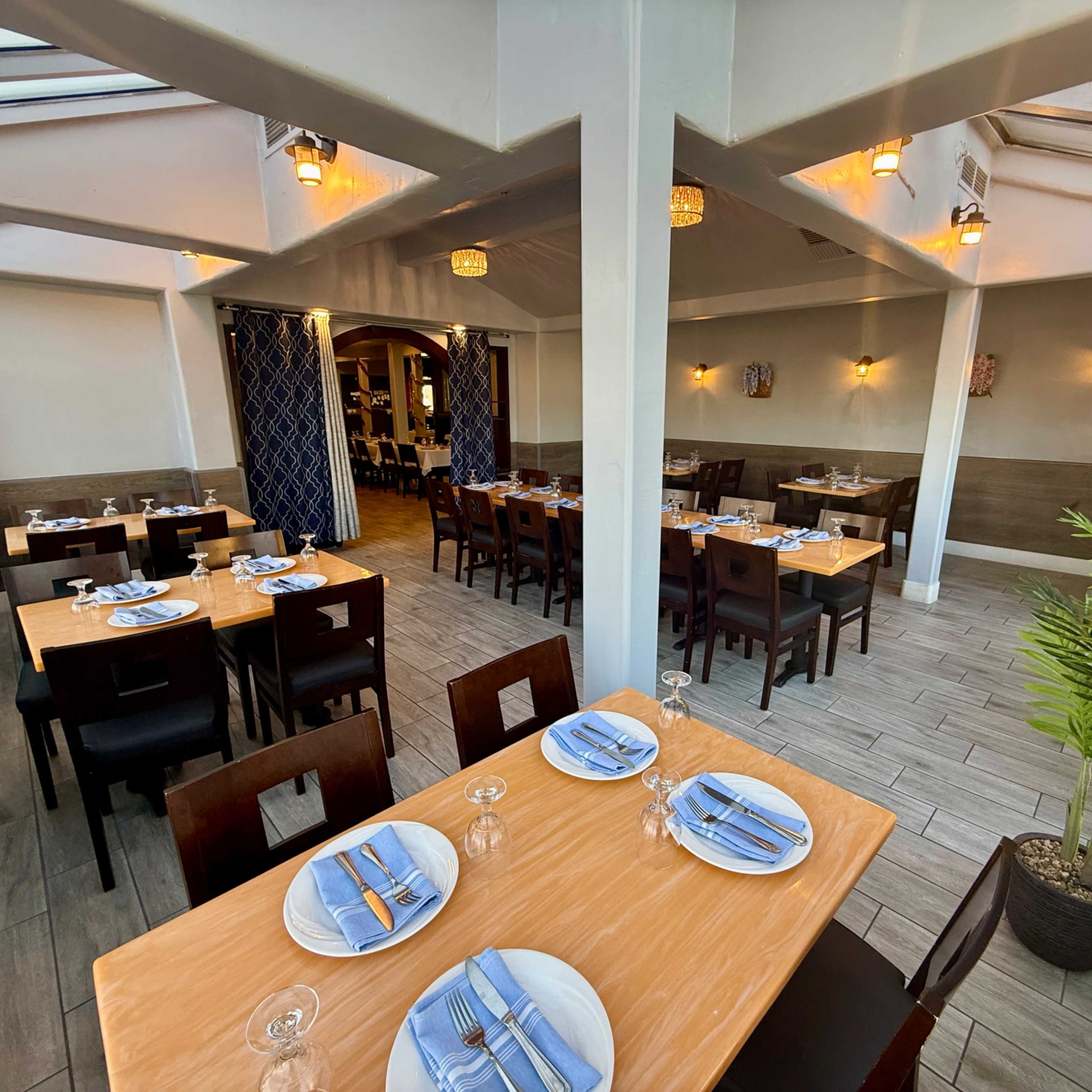 Enclosed restaurant patio with glass windows Image in Rancho Bernardo, San Diego, CA